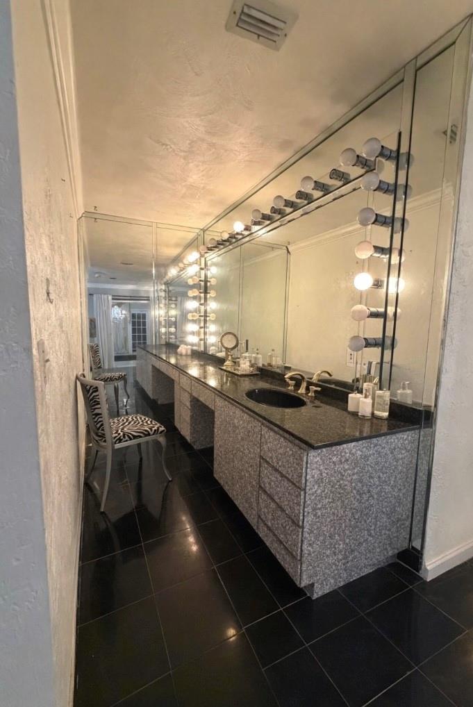 11201 NW 15th Court, Miami, FL 33167