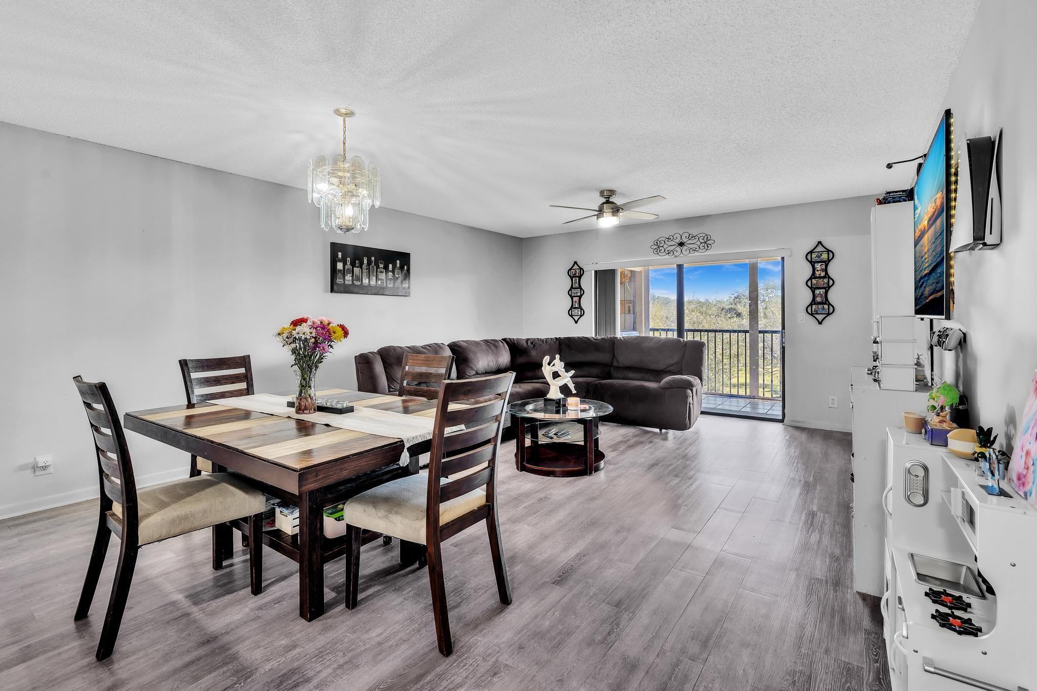 2091 Coral Ridge Drive N306, Coral Springs, FL 33071