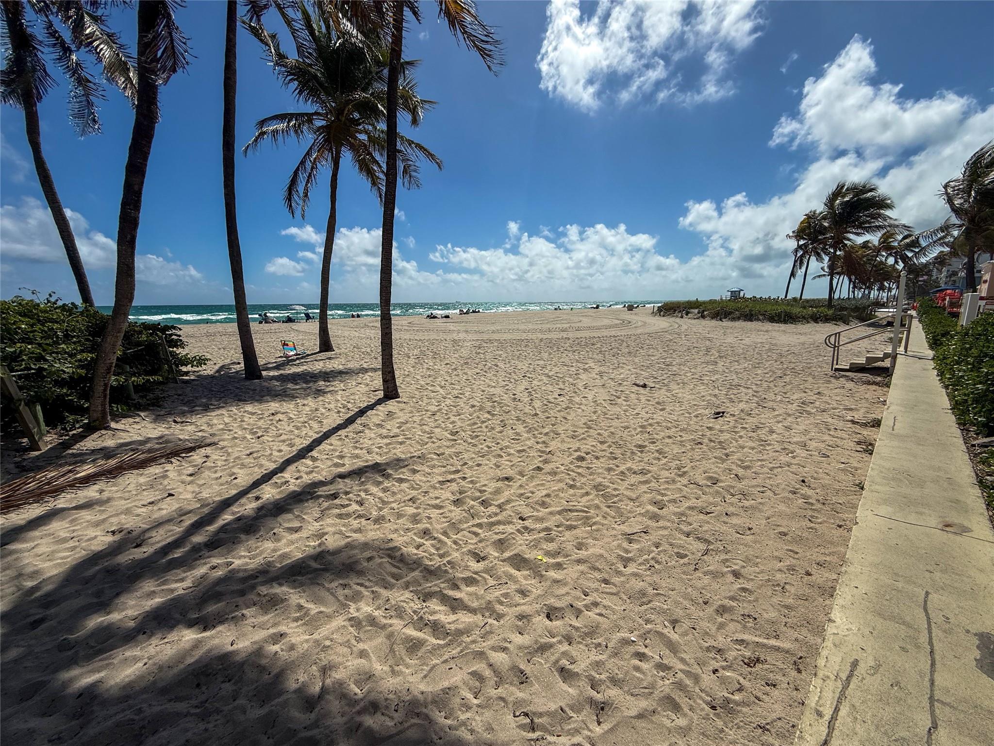 1401 S Ocean Drive 405, Hollywood, FL 33019