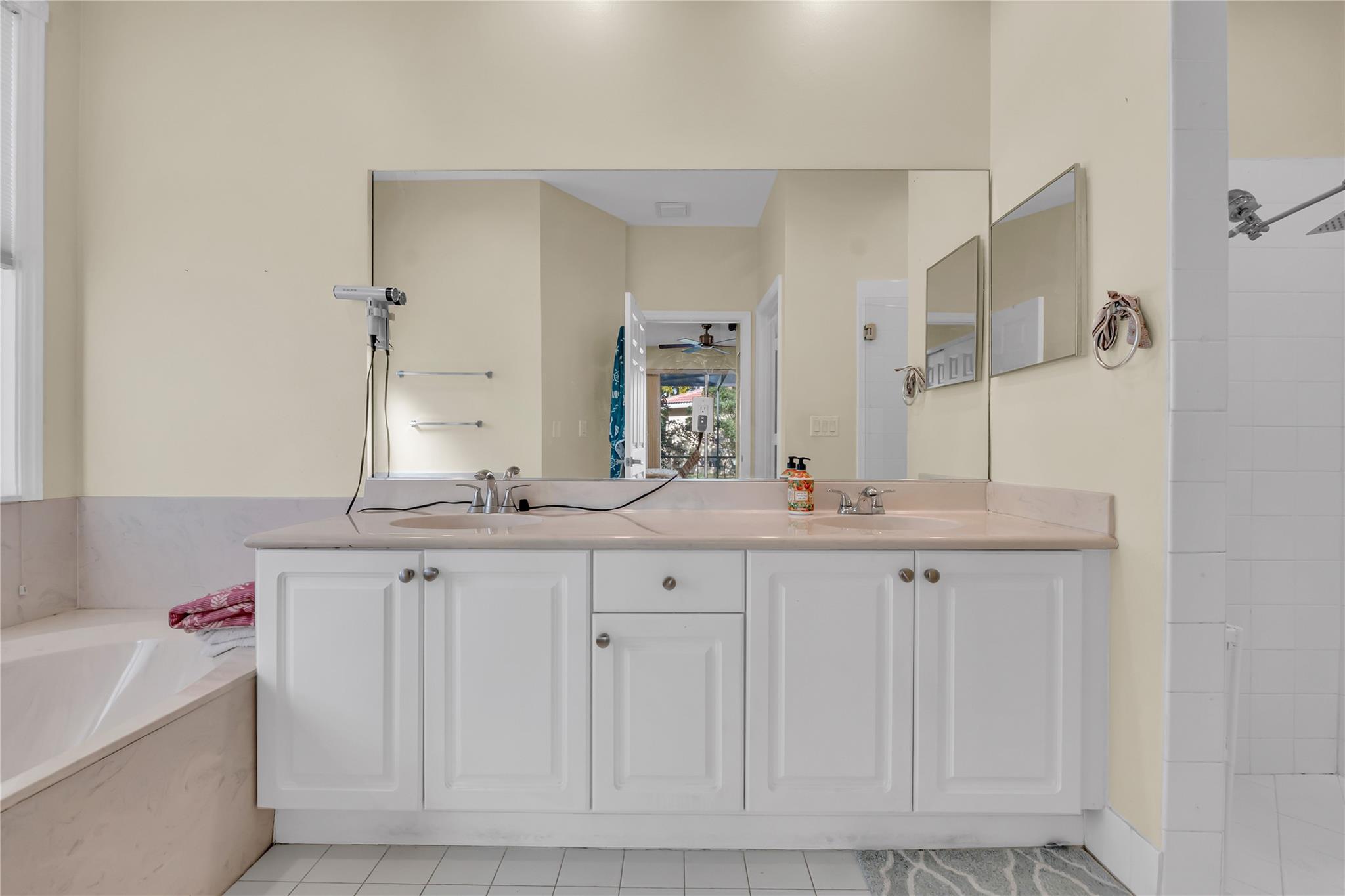 5873 NW 120th Terrace, Coral Springs, FL 33076