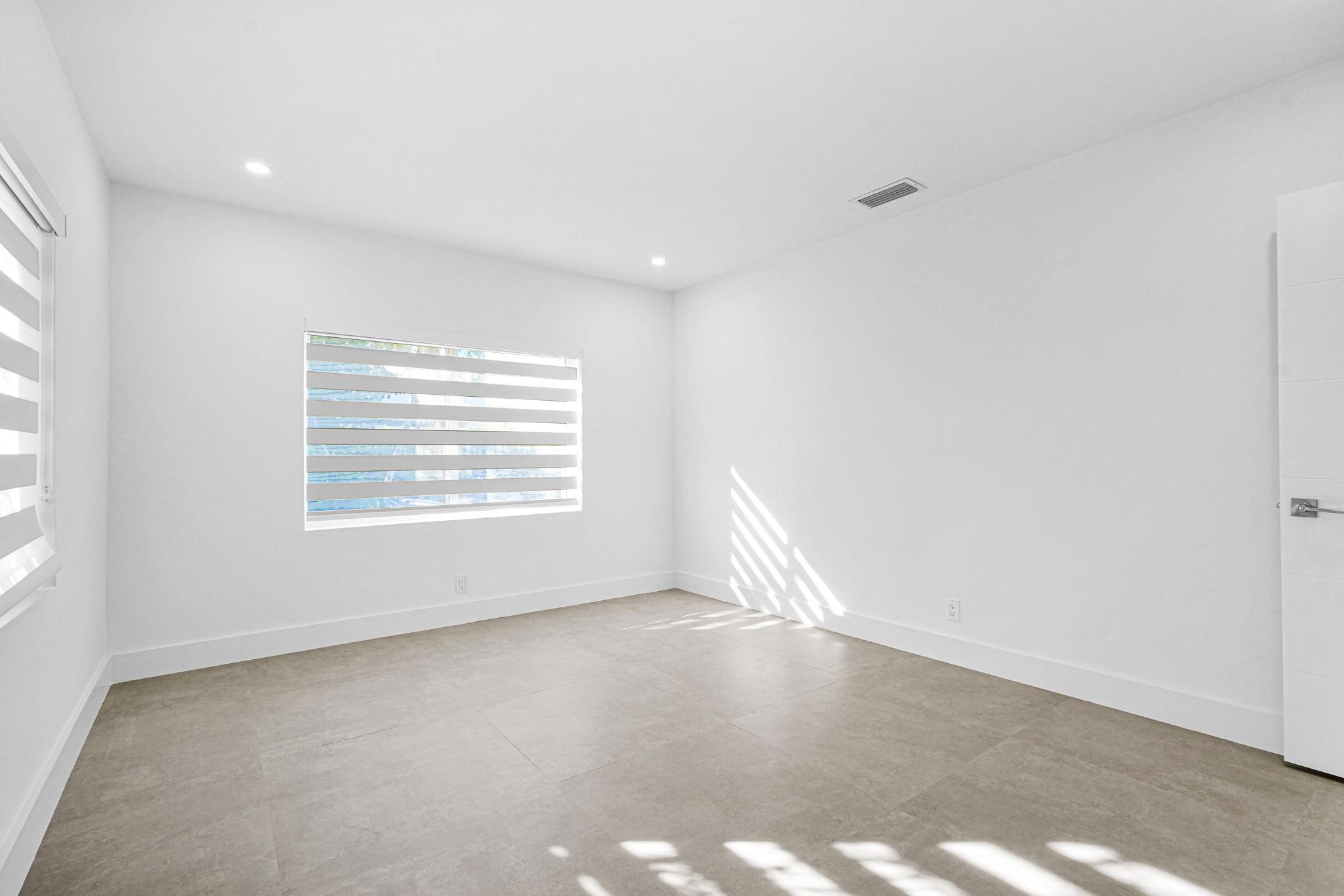 2291 SW 17th Street, Miami, FL 33145