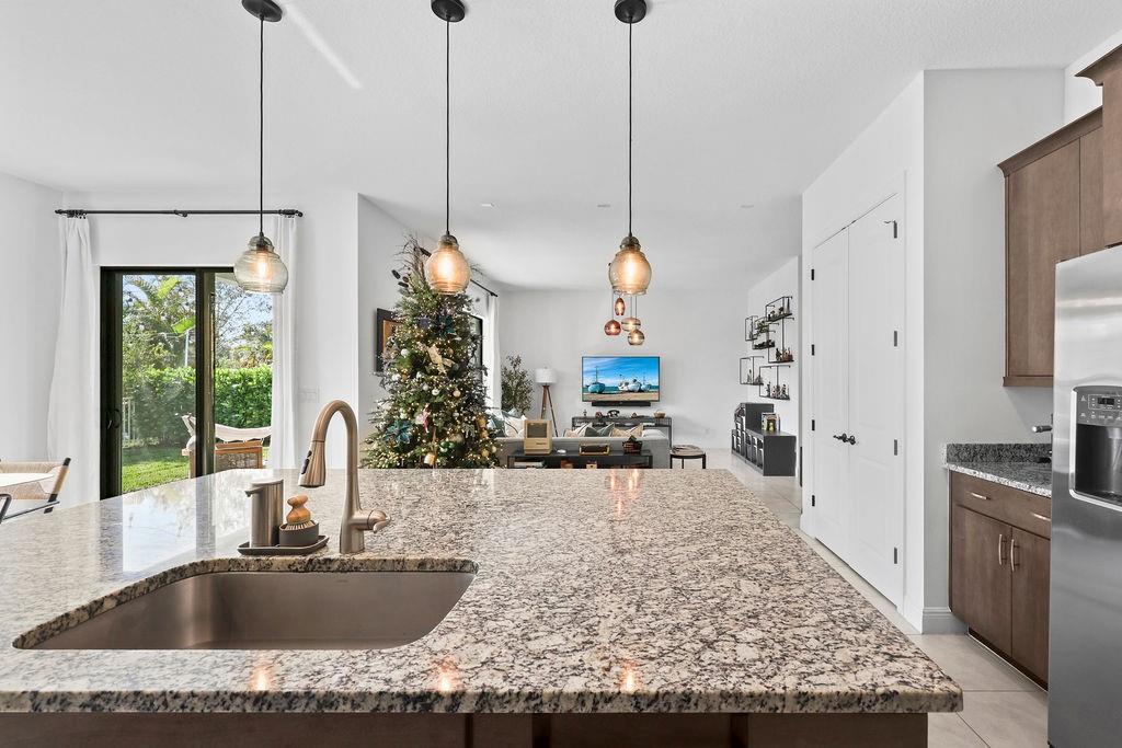 8560 NW 39 Court, Coral Springs, FL 33065