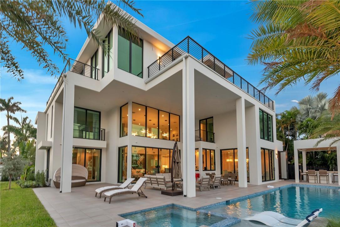 2 Fiesta Way, Fort Lauderdale, FL 33301