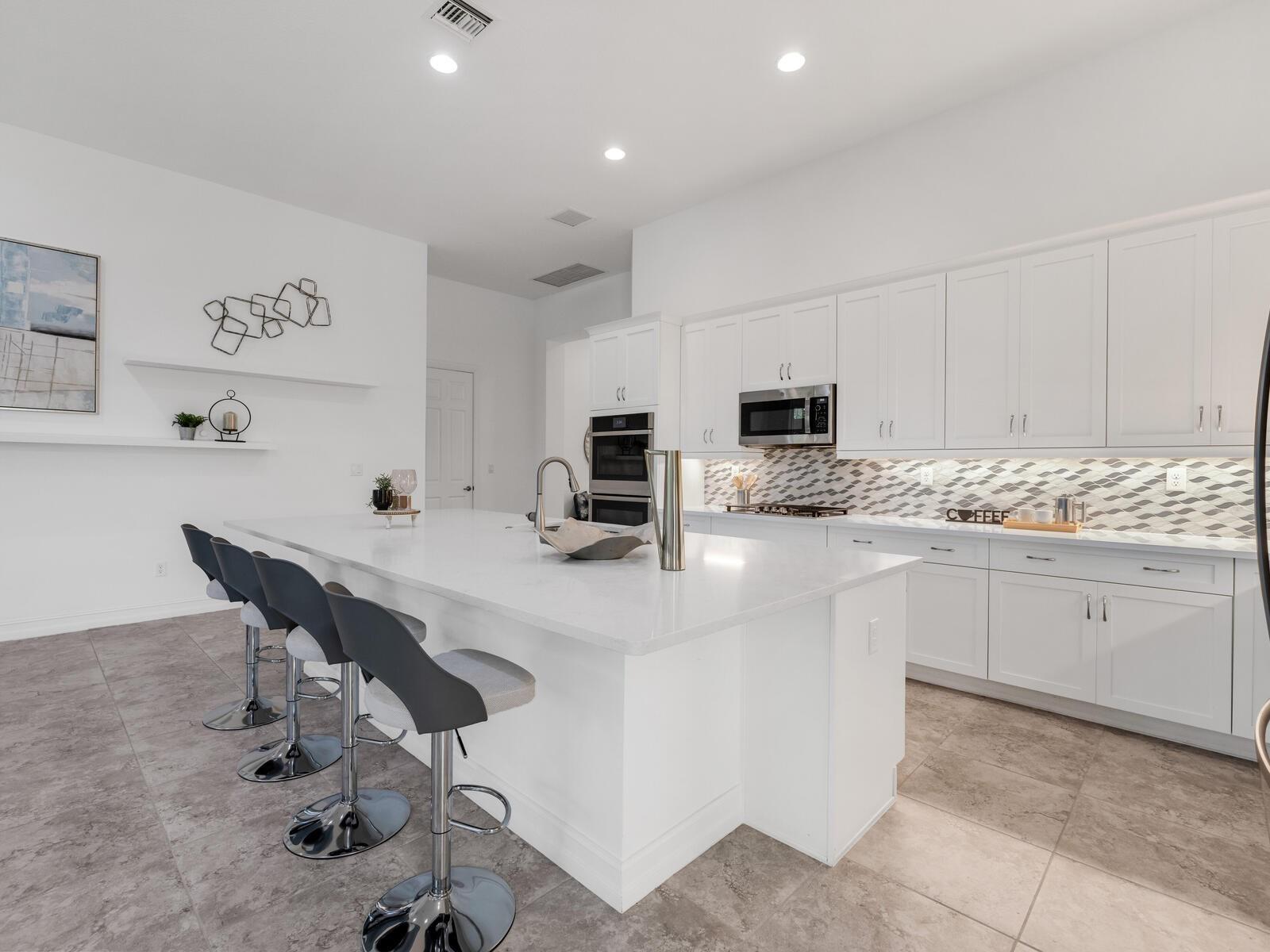 9088 E Leon Circle, Parkland, FL 33076