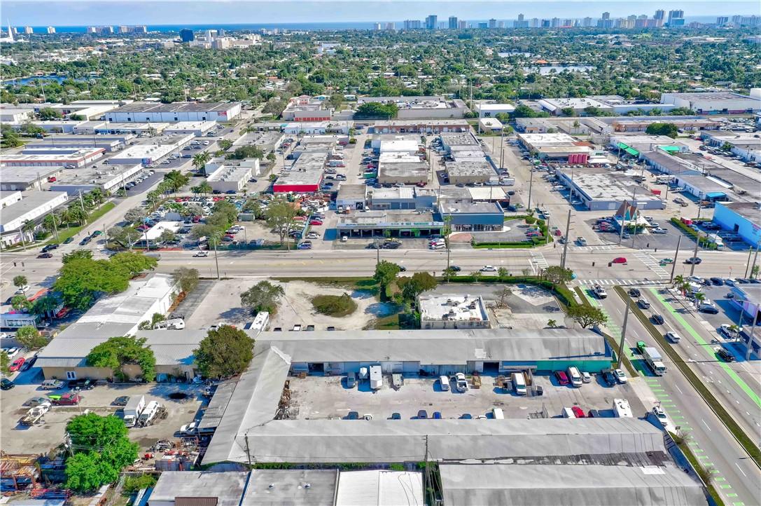 841 NE 44th Street, Oakland Park, FL 33334