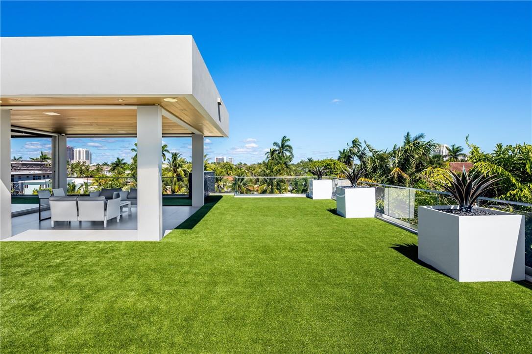 650 Royal Plaza Drive, Fort Lauderdale, FL 33301