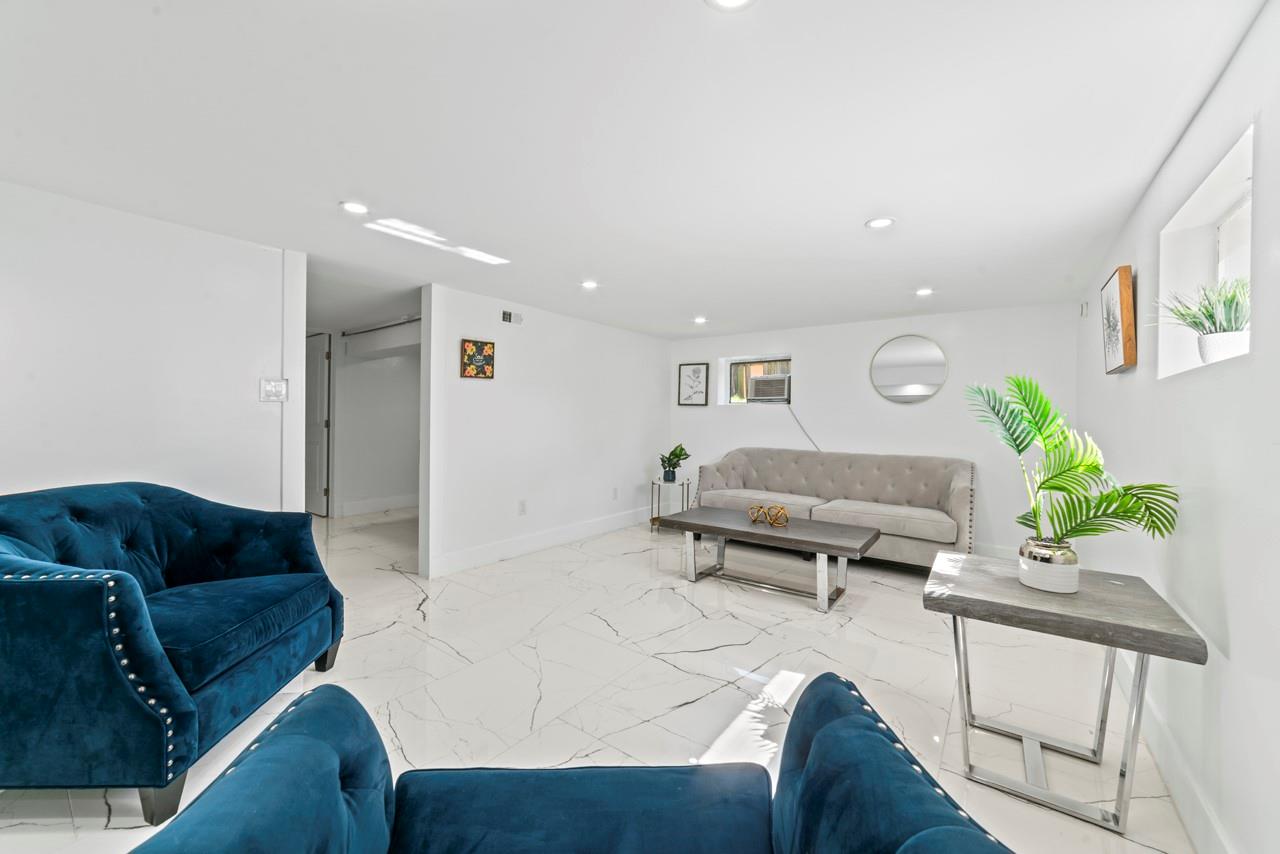 1215 NE 200th Street, Miami, FL 33179