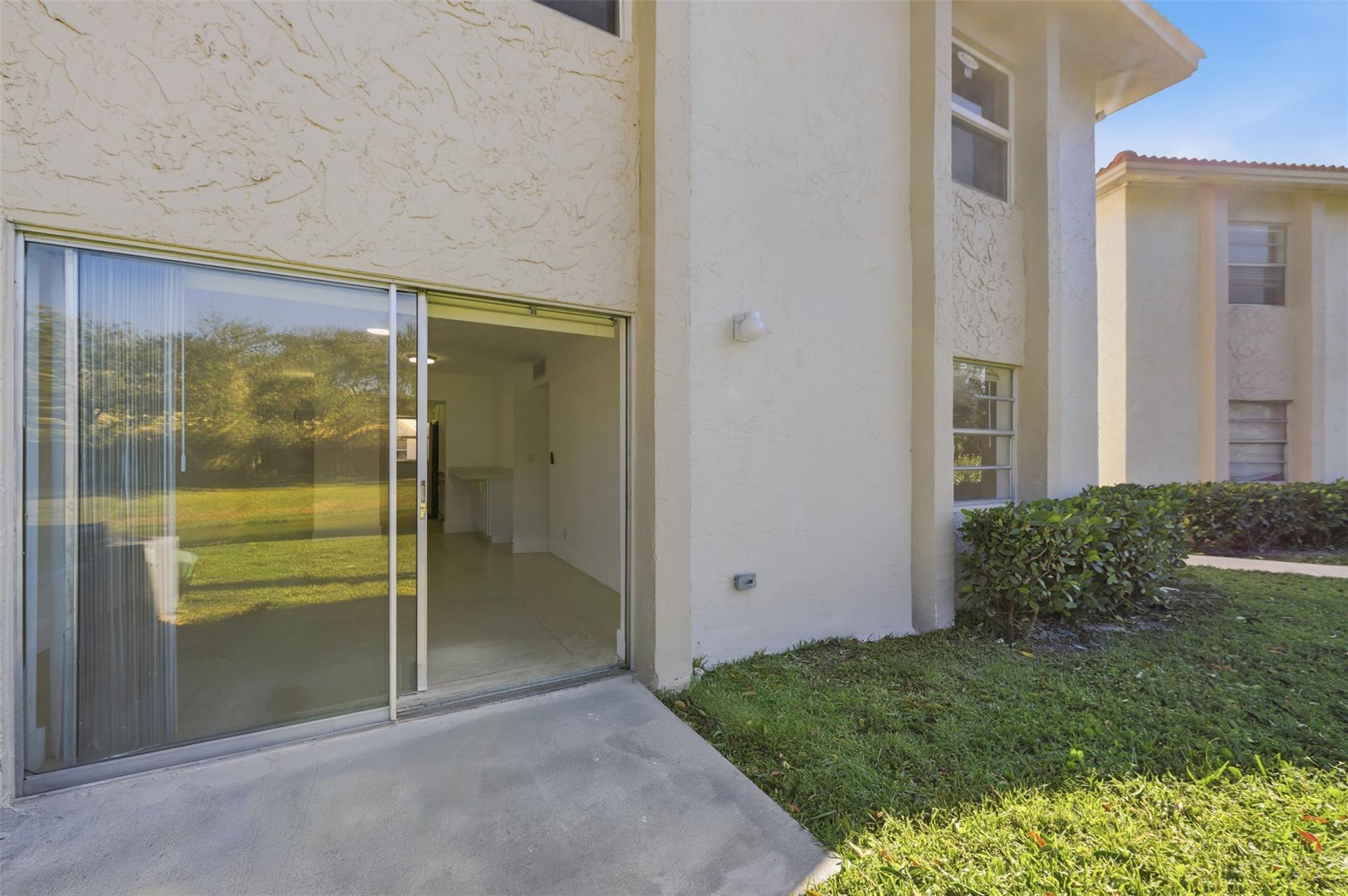 3228 Coral Ridge Drive 3228, Coral Springs, FL 33065