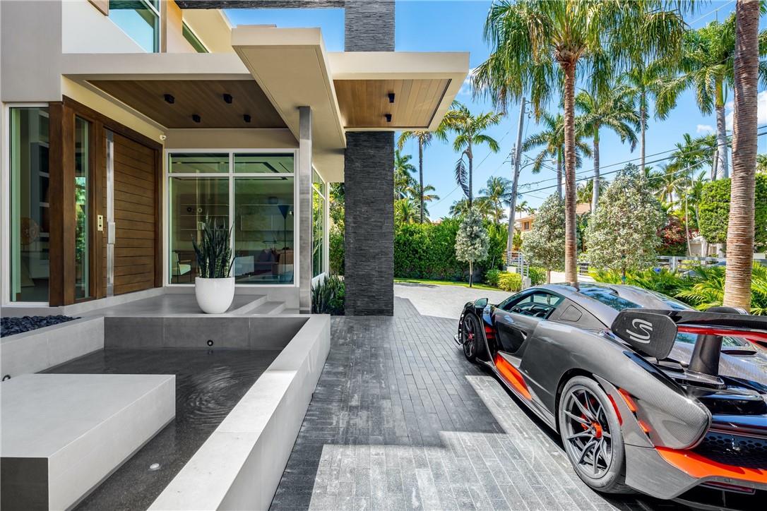 650 Royal Plaza Drive, Fort Lauderdale, FL 33301