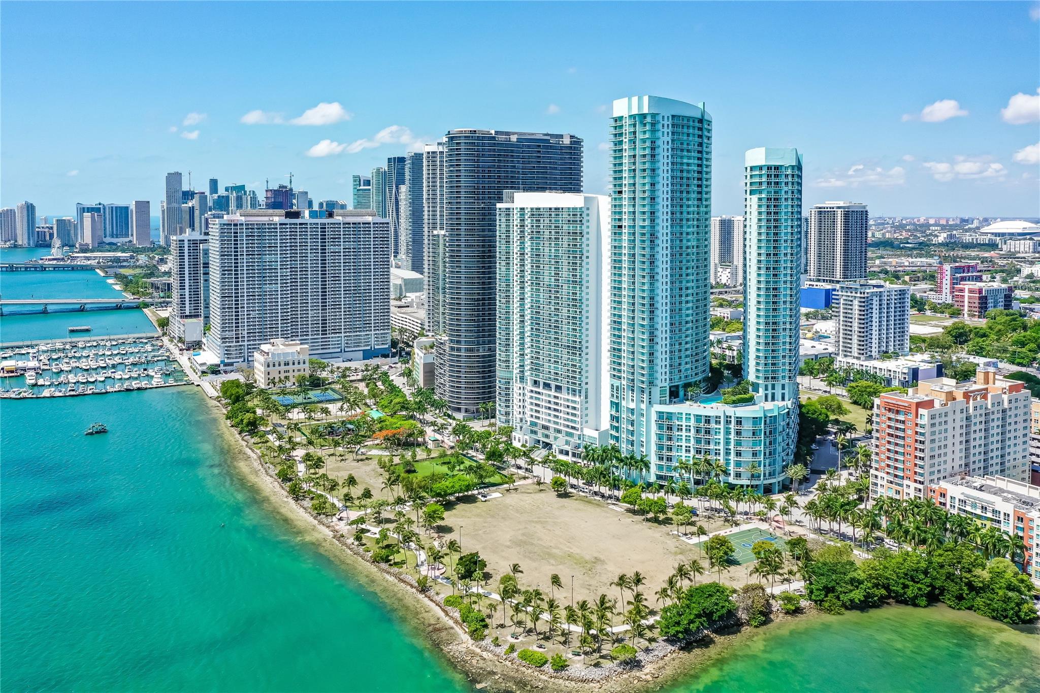 Photo for 1900 N Bayshore Drive, 1710, Miami, FL 33132 - listing #FX-10533602 1900 N Bayshore Drive, 1710, Miami, FL 33132