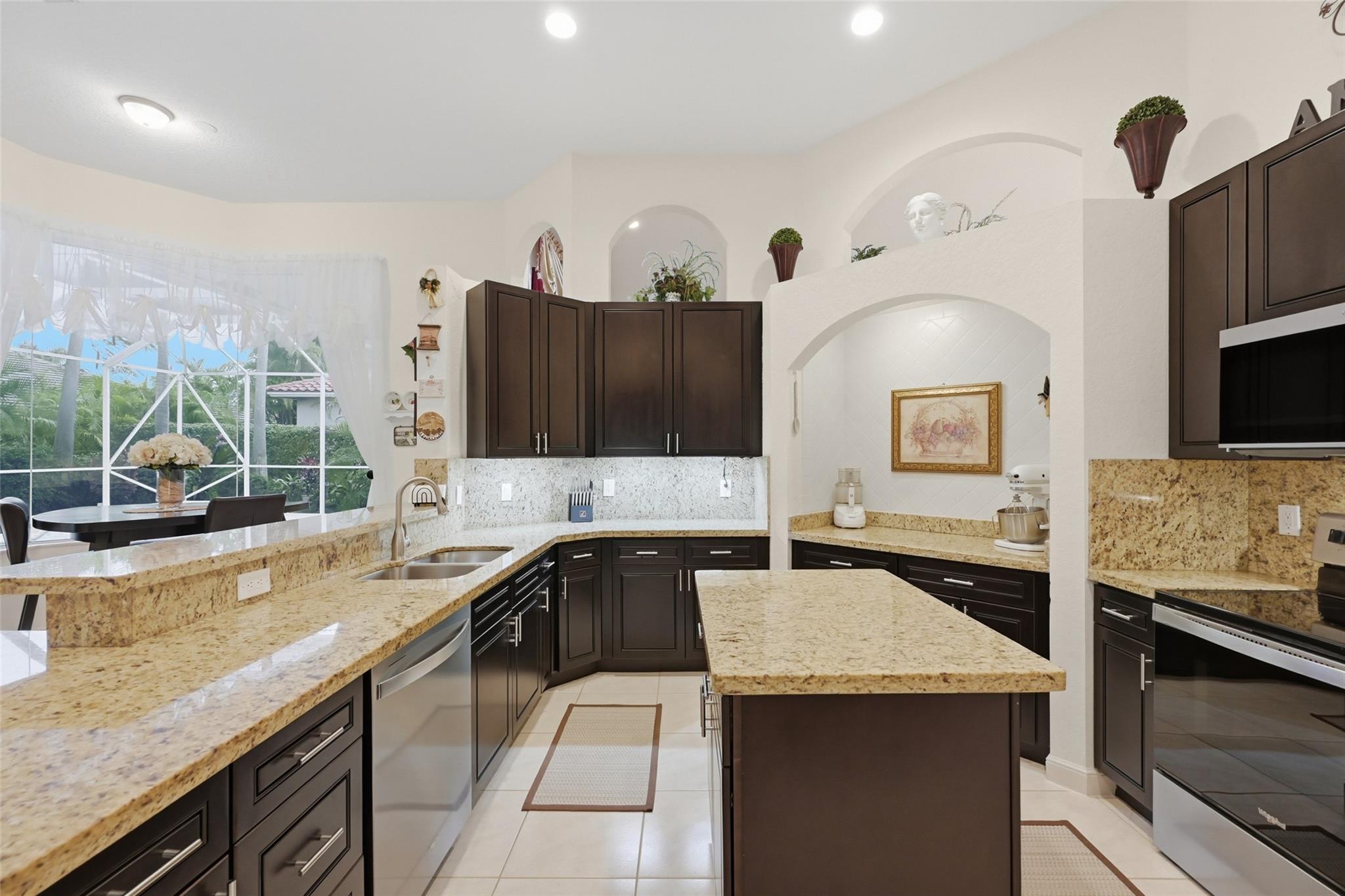 12125 NW 10th Street, Coral Springs, FL 33071