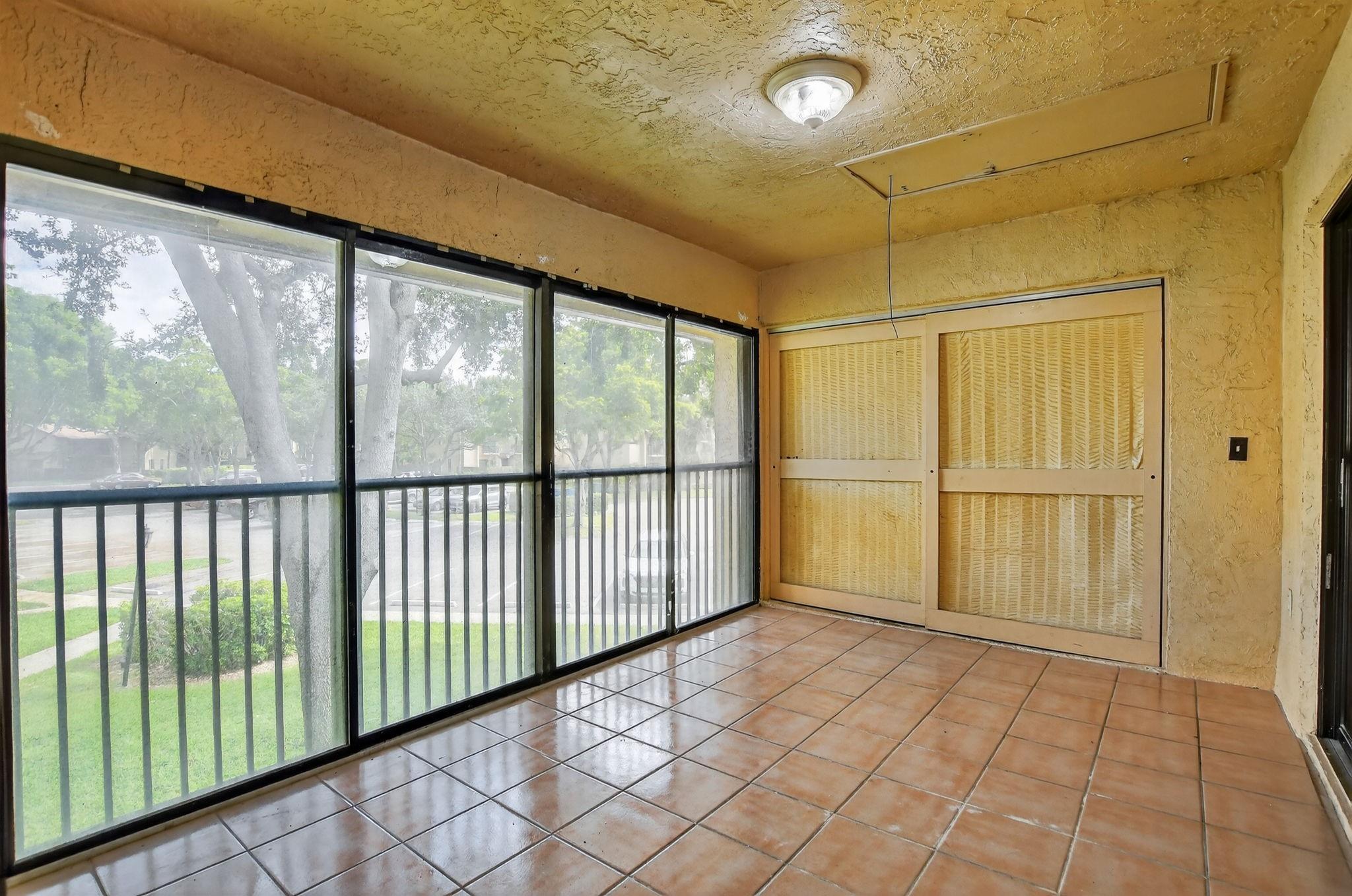 Photo for 3751 Cocoplum Circle, 3564, Coconut Creek, FL 33063 - Listing #FX-10525620 3751 Cocoplum Circle, 3564, Coconut Creek, FL 33063