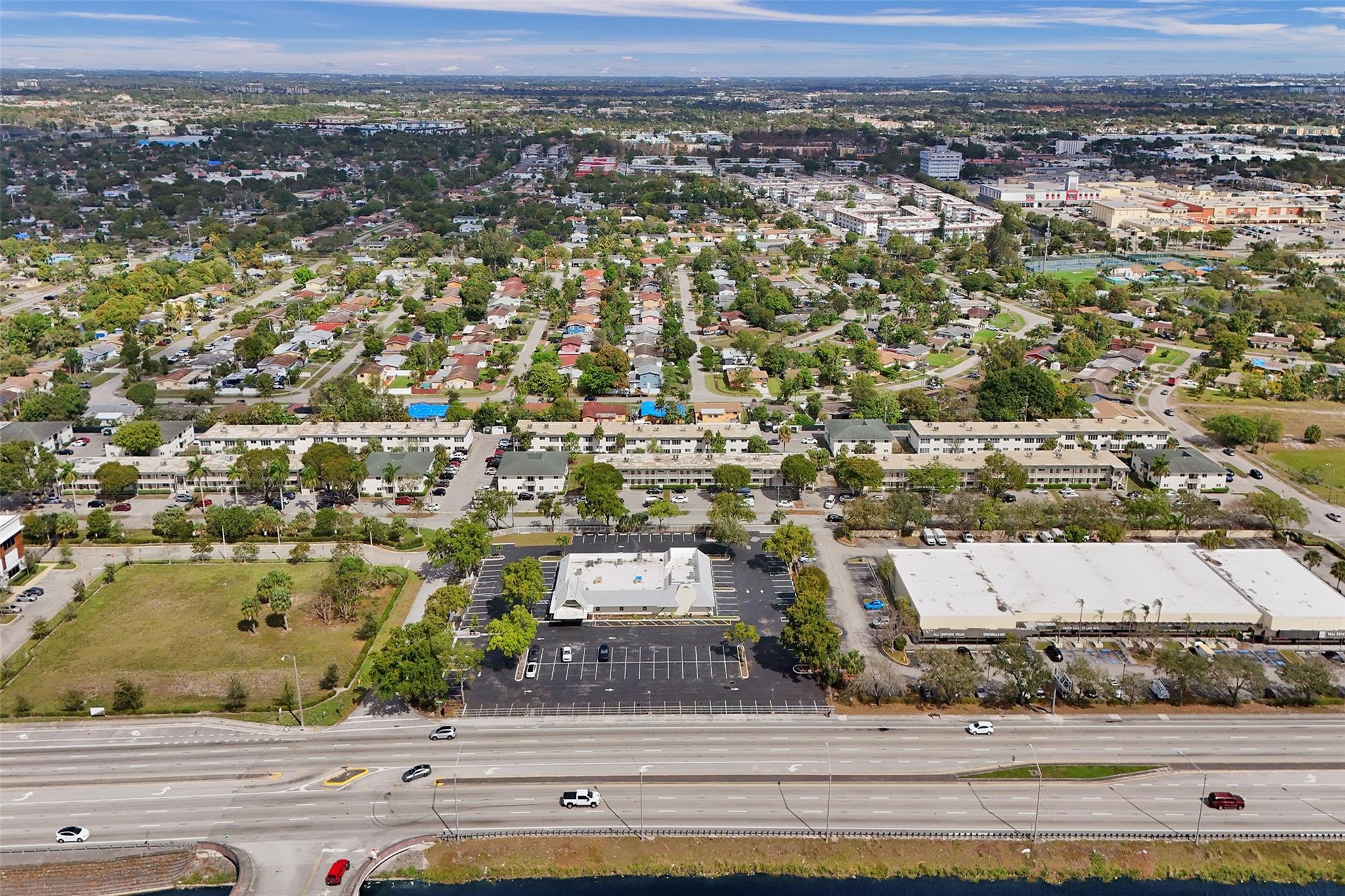 4441 W Sunrise Boulevard, Plantation, FL 33313