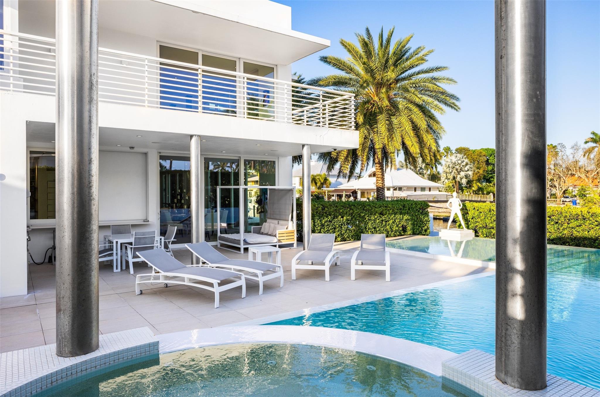 Photo for 500 Isle Of Capri Drive, Fort Lauderdale, FL 33301 - Listing #FX-10425455 500 Isle Of Capri Drive, Fort Lauderdale, FL 33301