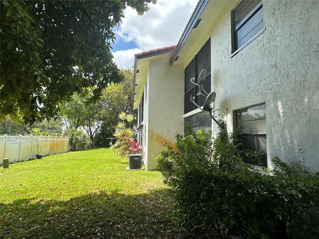 11676-1169 NW 45th Street 11676-11690, Coral Springs, FL 33065