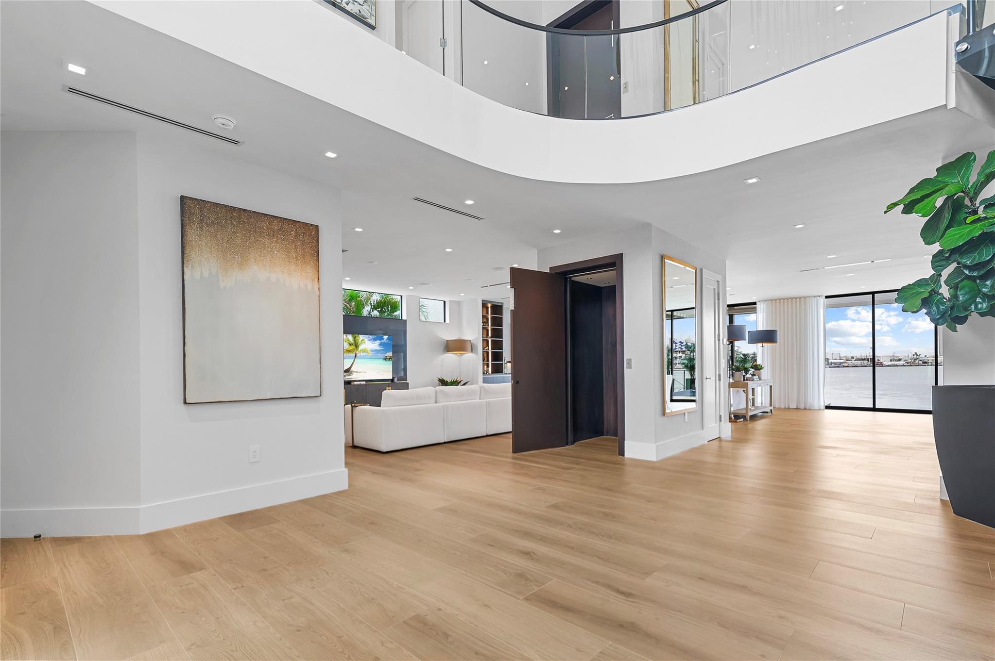 1957 Harbourview Drive, Fort Lauderdale, FL 33316