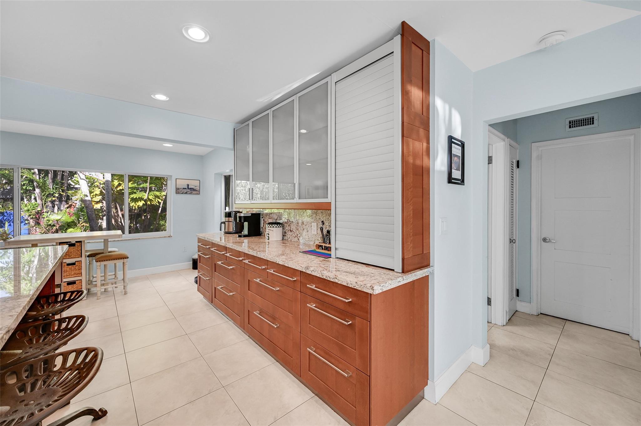 Photo for 2716 NE 10th Terrace, Wilton Manors, FL 33334 - Listing #FX-10518956 2716 NE 10th Terrace, Wilton Manors, FL 33334