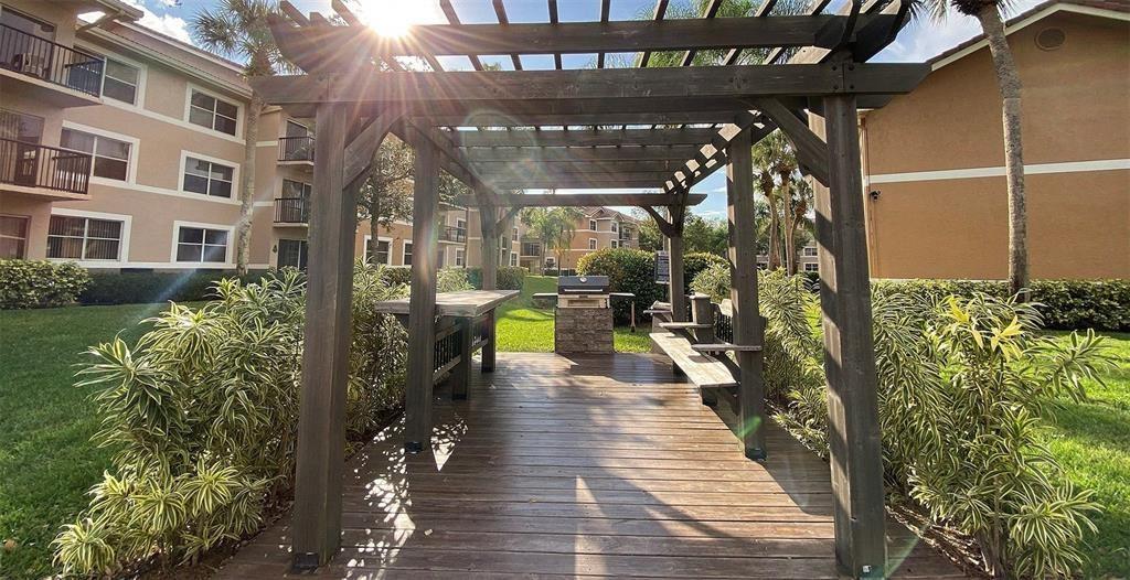 9055 Wiles Road 208, Coral Springs, FL 33067