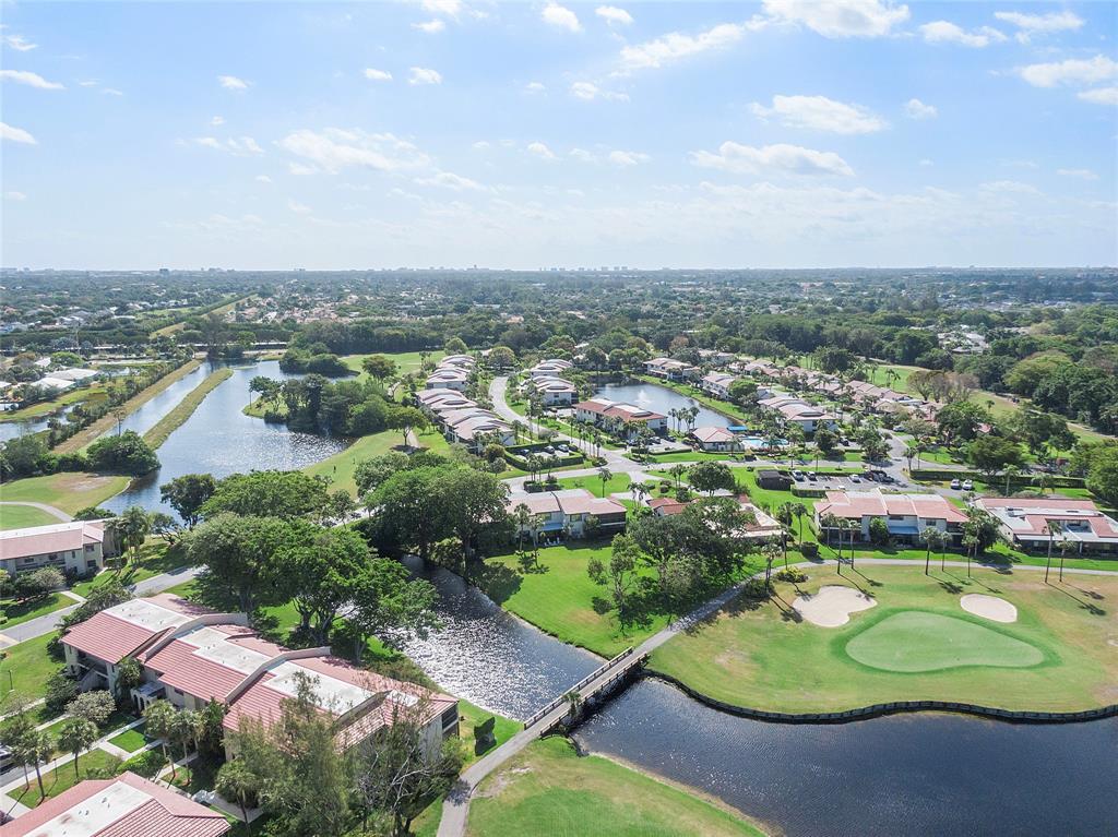 Photo for 8210 E Casa Del Lago, E, Boca Raton, FL 33433 - Listing #FX-10435946 8210 E Casa Del Lago, E, Boca Raton, FL 33433