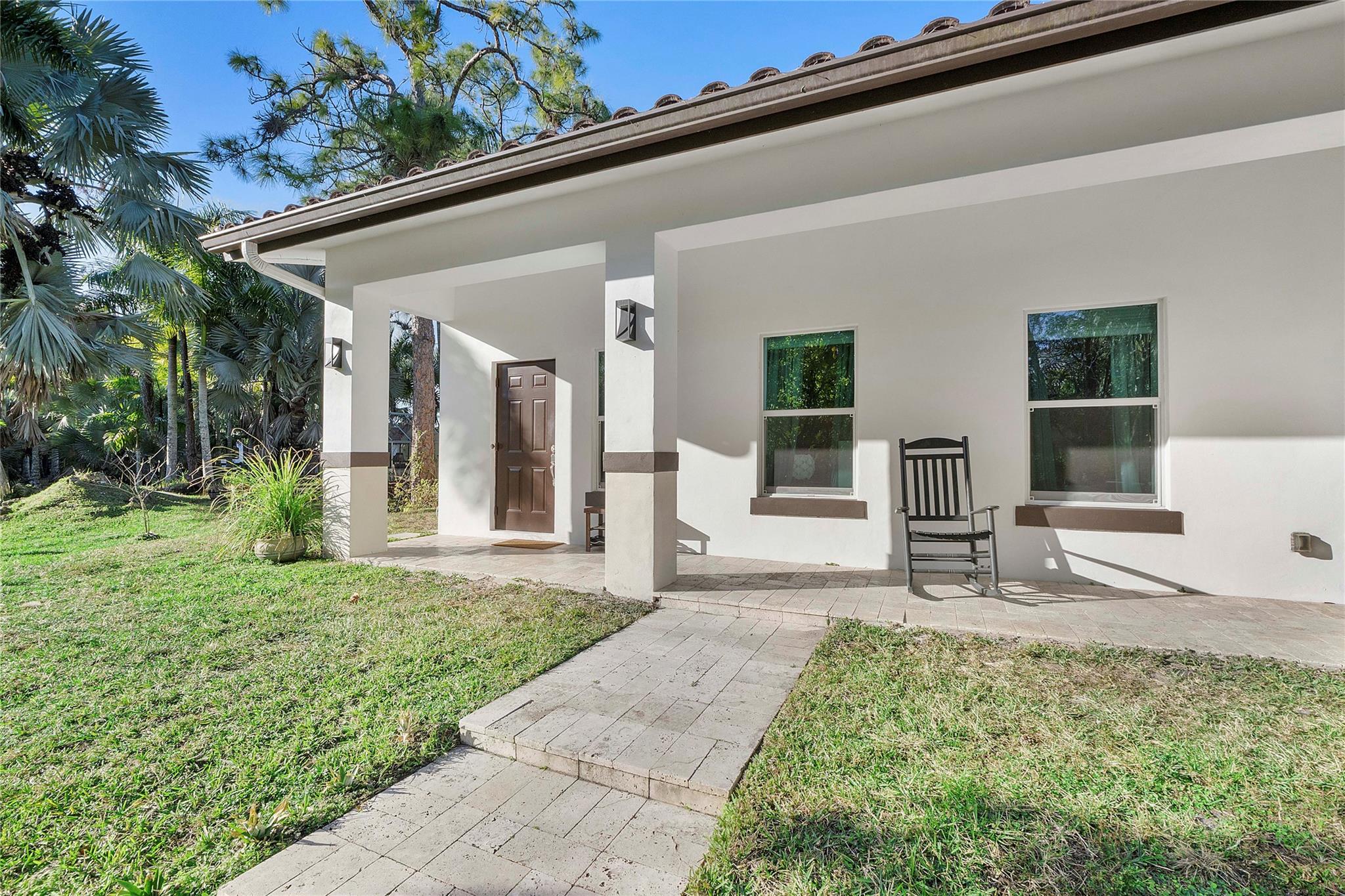 This is the 2nd attached identical cottage 2/2 guest house, Both cottages were built and added to the property in 2019, Great for family or guests or Mother in law suite or Nanny or House & grounds keeper,