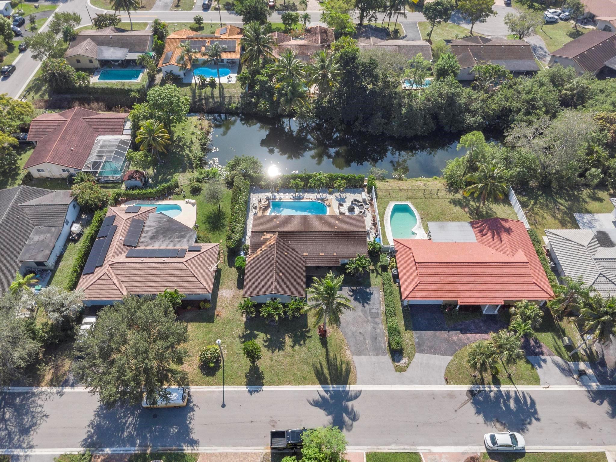 7506 NW 41st Street, Coral Springs, FL 33065