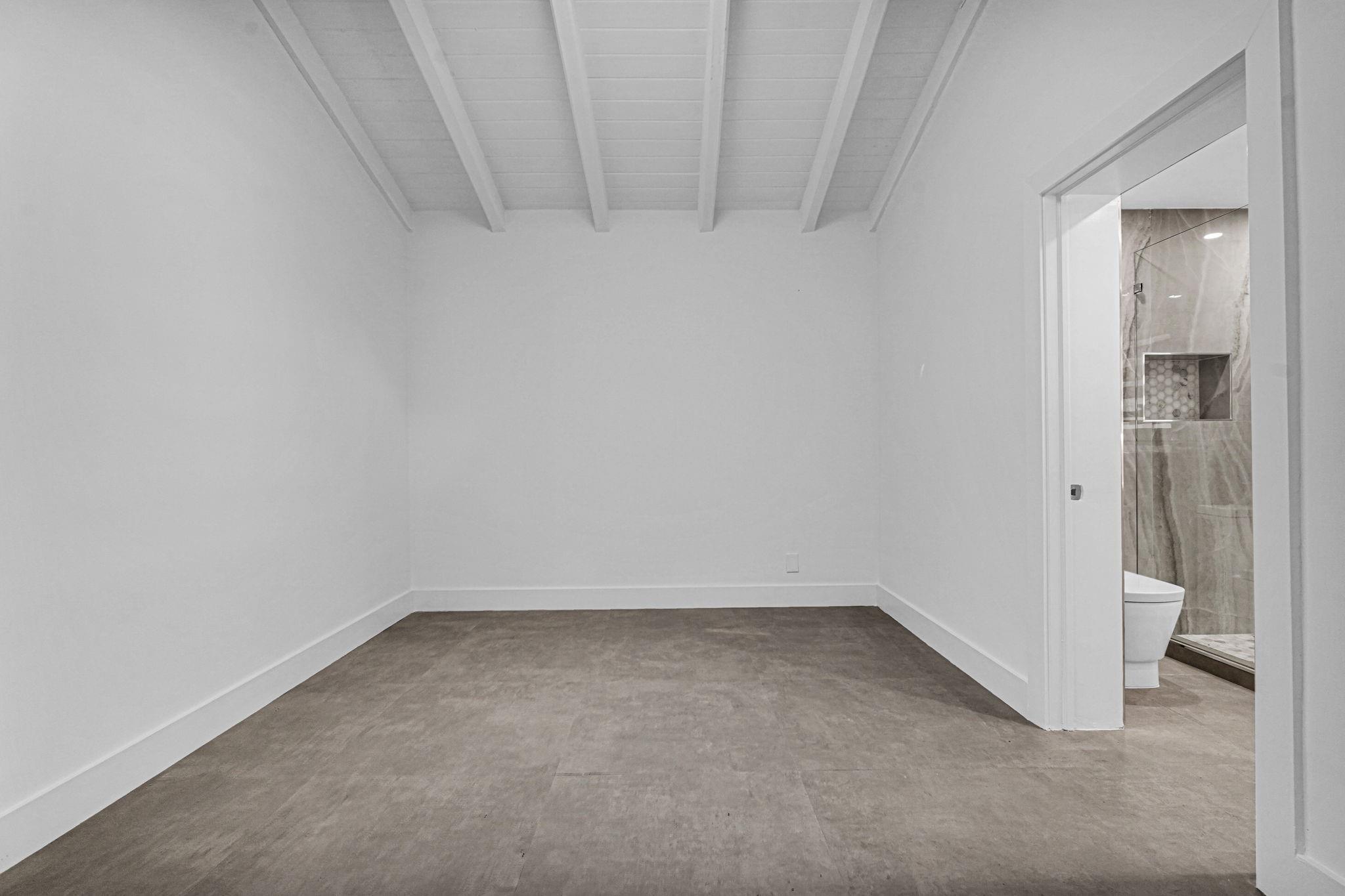 2291 SW 17th Street, Miami, FL 33145