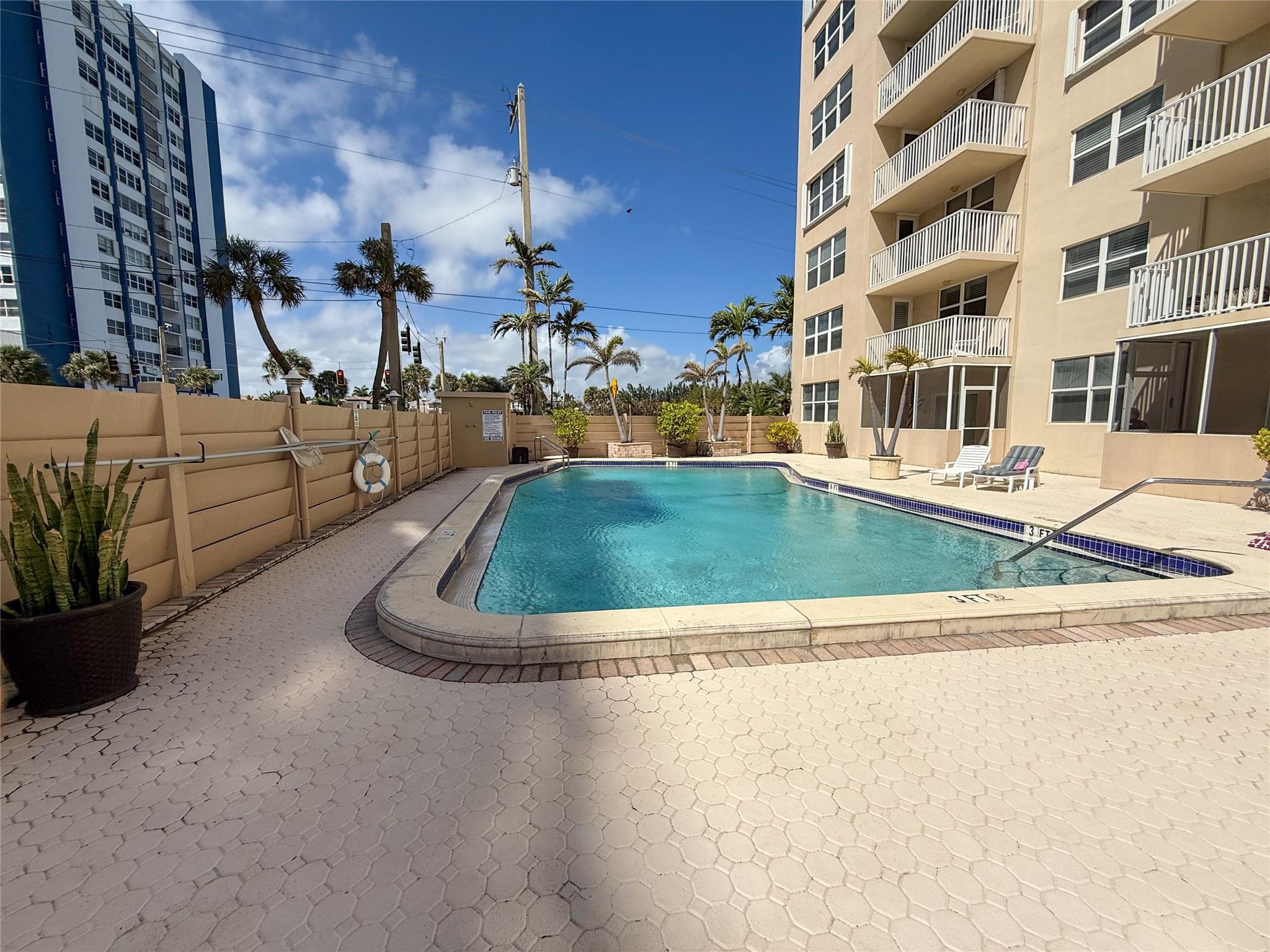 Photo for 1401 S Ocean Drive 405, Hollywood, FL 33019 - listing #FX-10556508 1401 S Ocean Drive 405, Hollywood, FL 33019