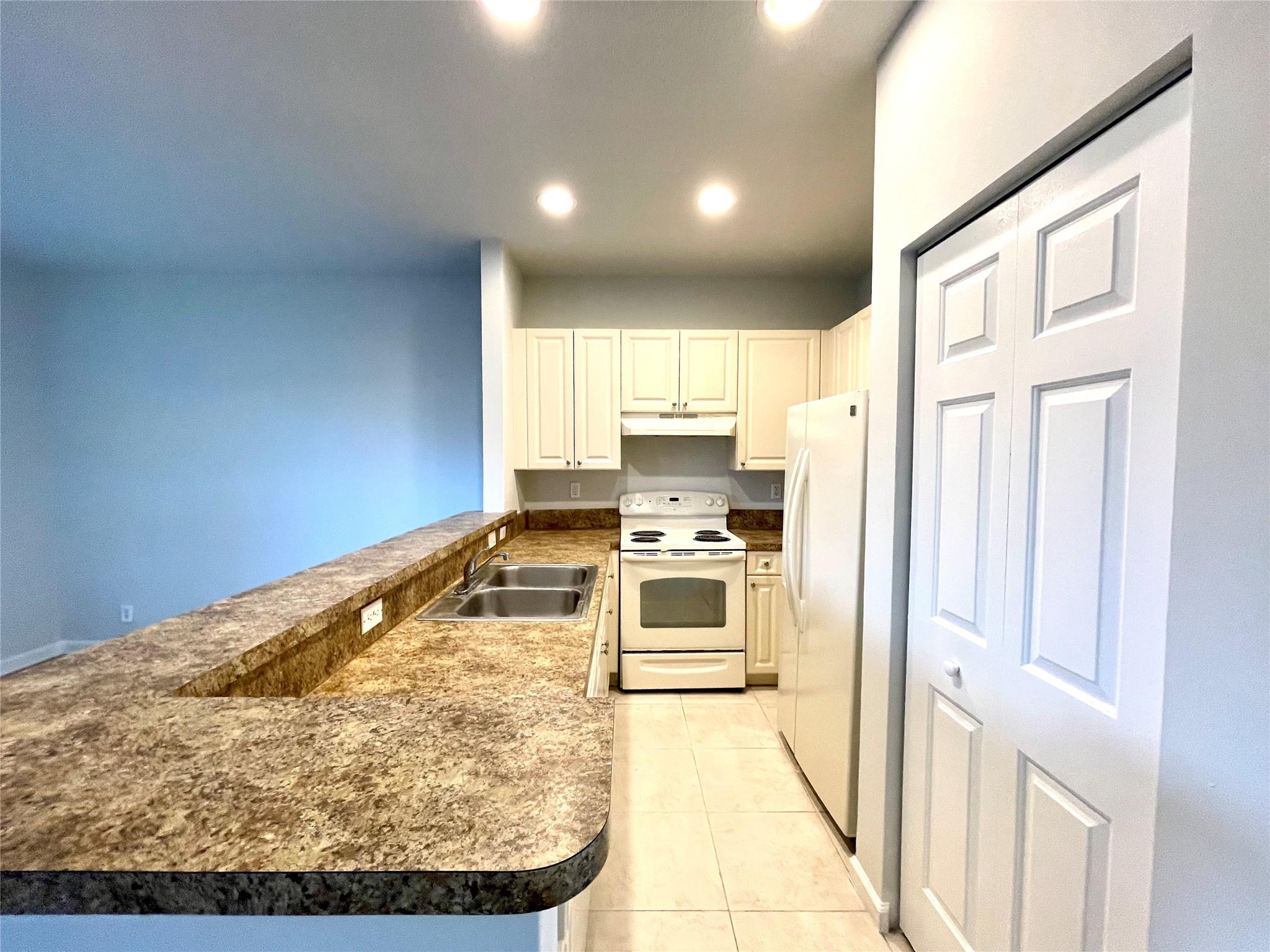 3102 Coral Ridge Drive 3102, Coral Springs, FL 33065