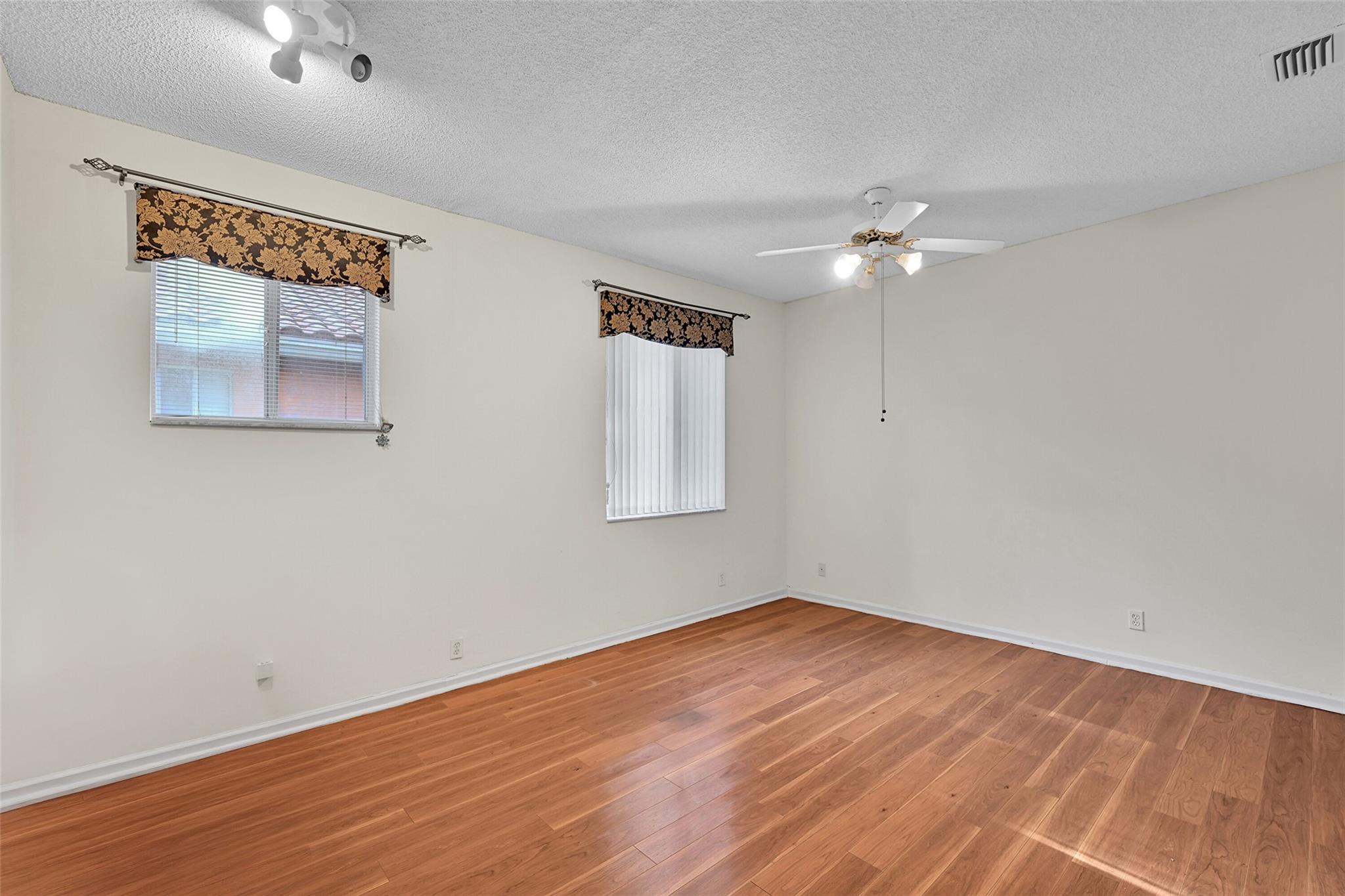 5791 NW 48th Drive, Coral Springs, FL 33067