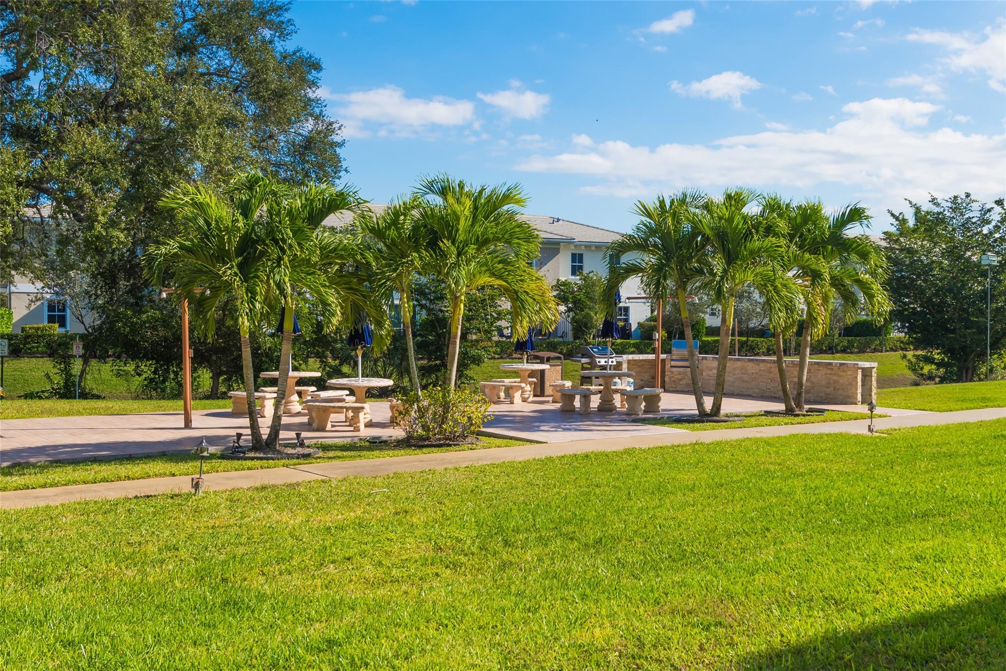 3575 Broken Woods Drive 303, Coral Springs, FL 33065