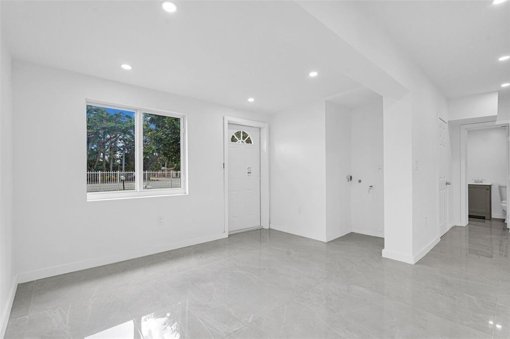 11406 NW 17th Avenue, Miami, FL 33167