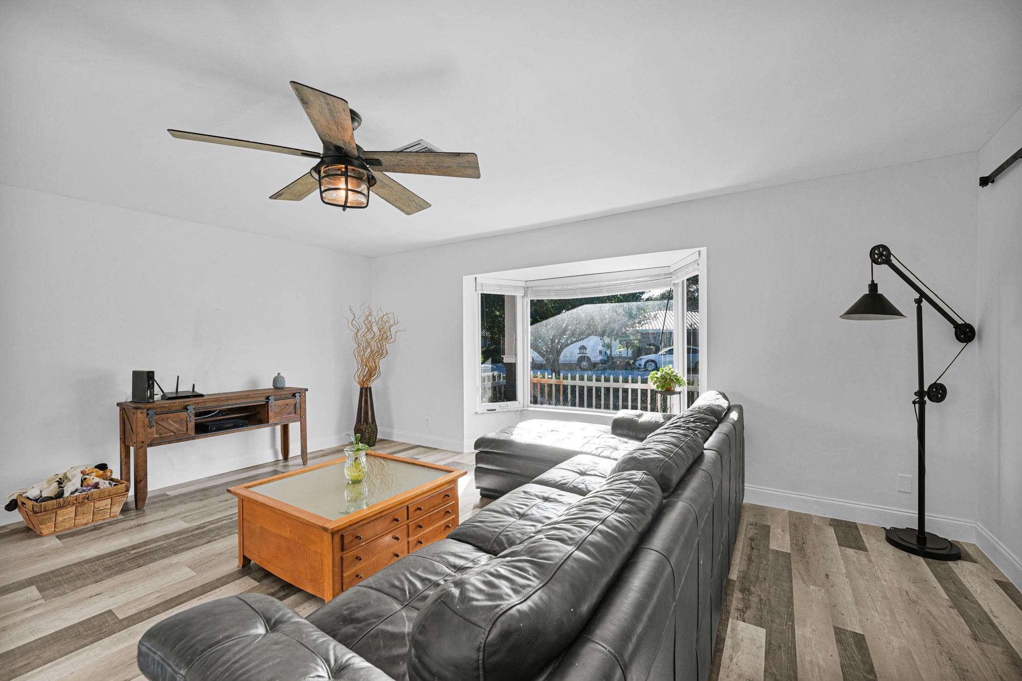 9921 NW 38th Street, Coral Springs, FL 33065