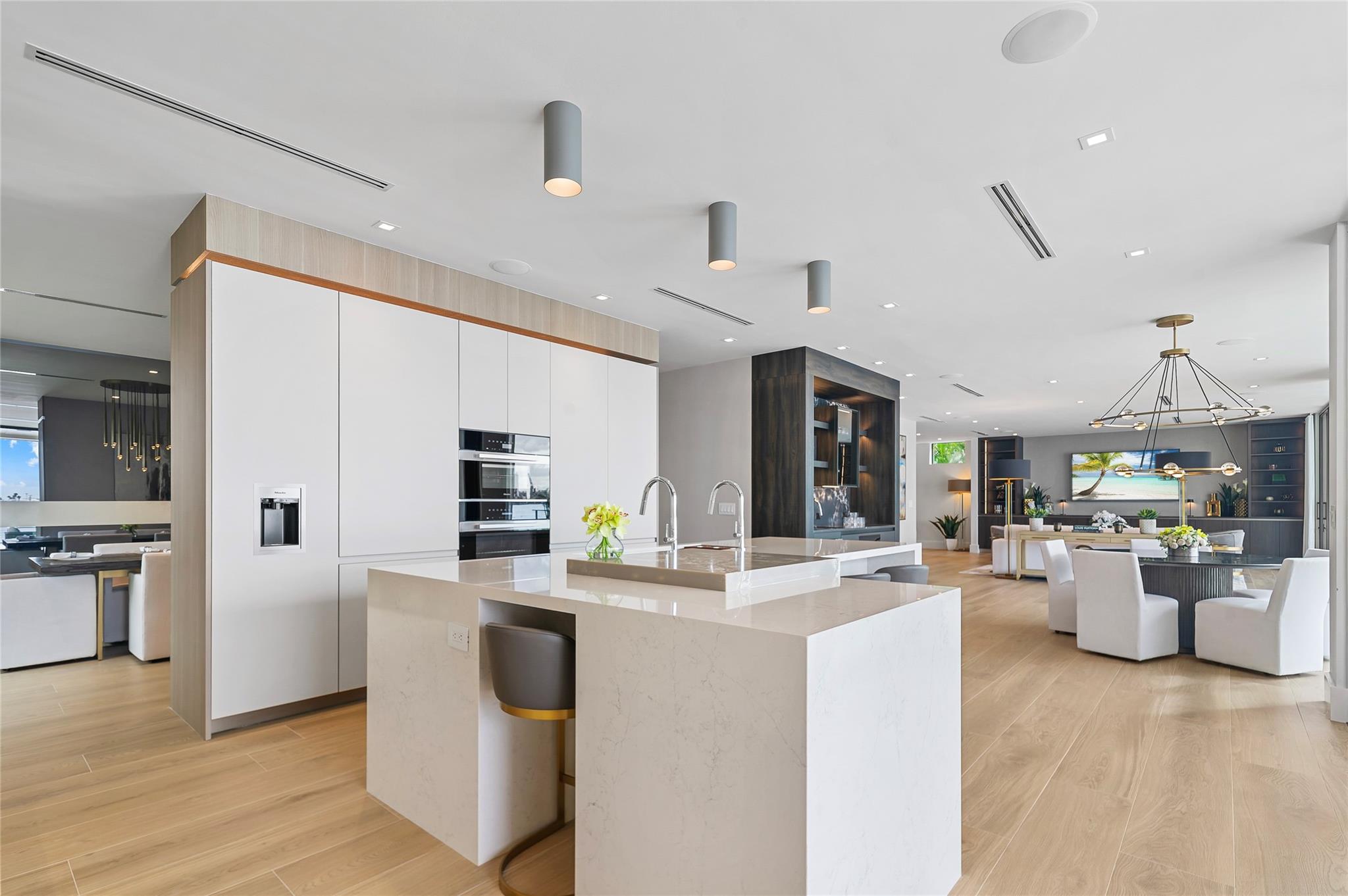 1957 Harbourview Drive, Fort Lauderdale, FL 33316