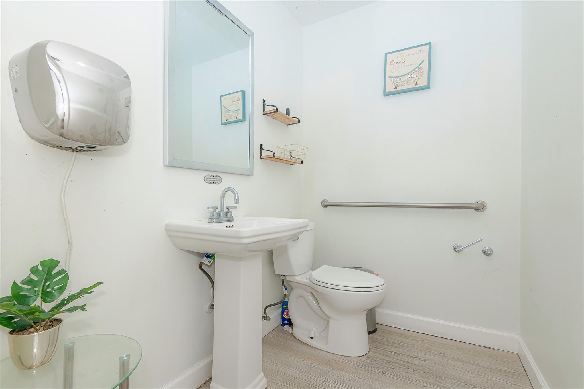 6445 SW 8th Street, Miami, FL 33144