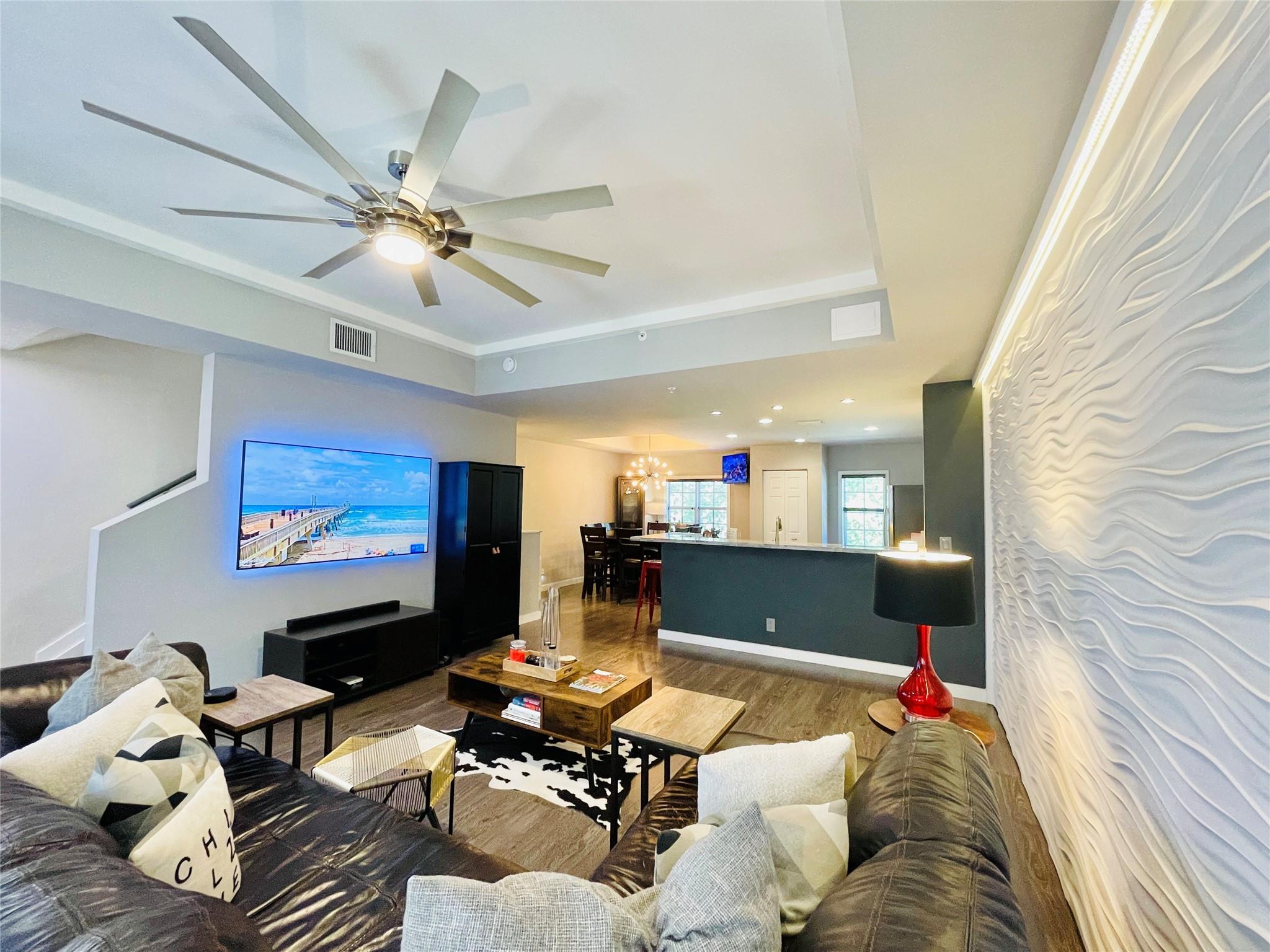 Photo for 621 SW 1st Avenue, 621, Pompano Beach, FL 33060 - Listing #FX-10514485 621 SW 1st Avenue, 621, Pompano Beach, FL 33060