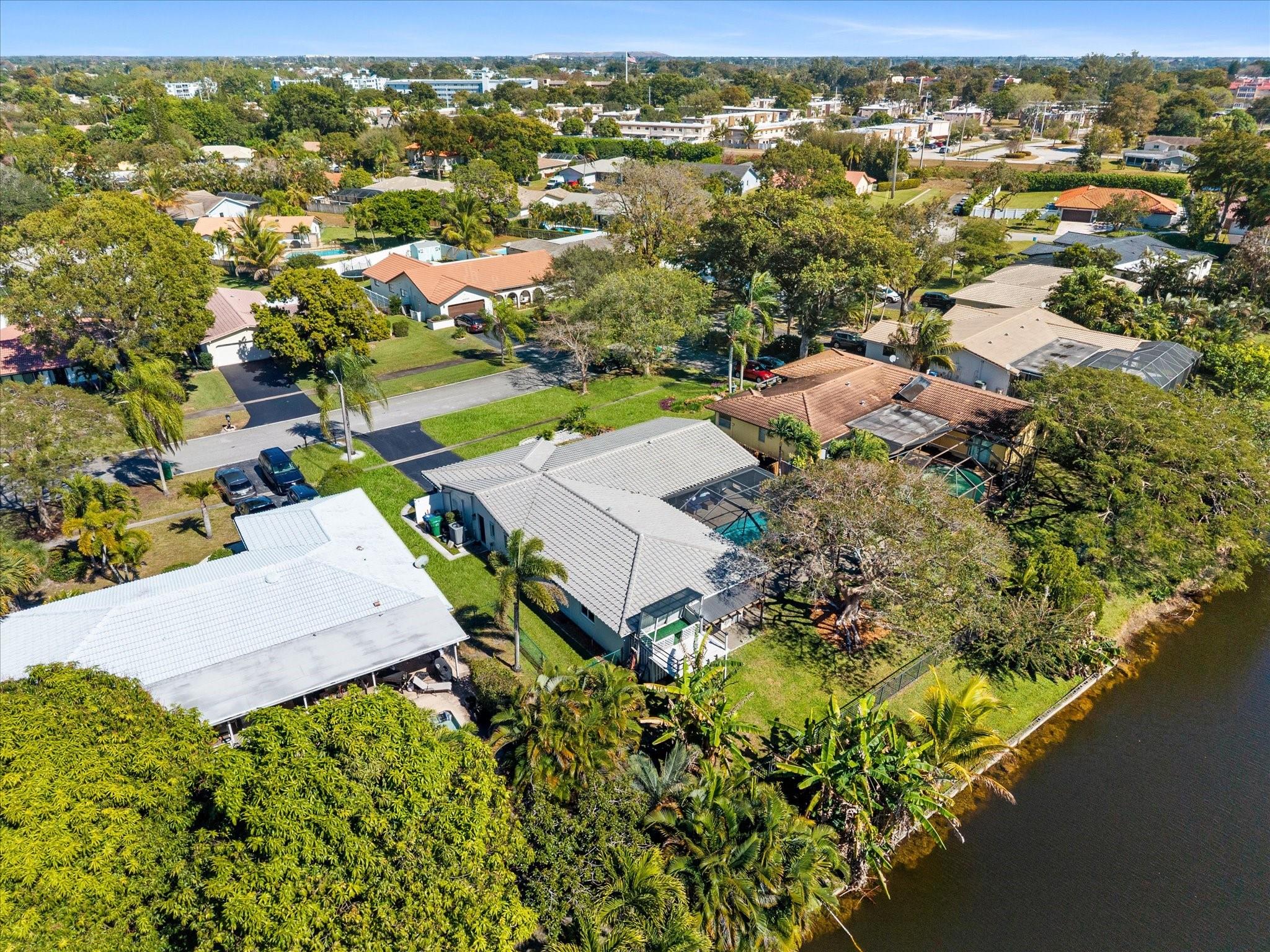 8264 Shadow Wood Boulevard, Coral Springs, FL 33071