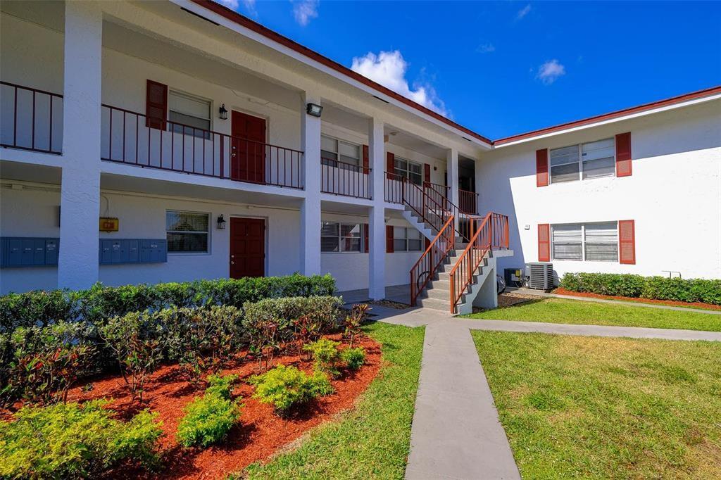 Photo for 10120 NW 36th Street, 4, Coral Springs, FL 33065 - listing #FX-10528400 10120 NW 36th Street, 4, Coral Springs, FL 33065