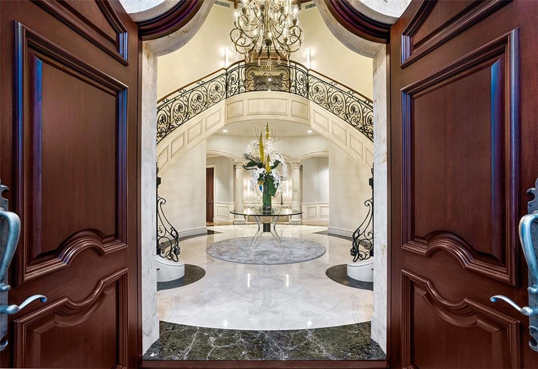 2900 NE 37th Street, Fort Lauderdale, FL 33308