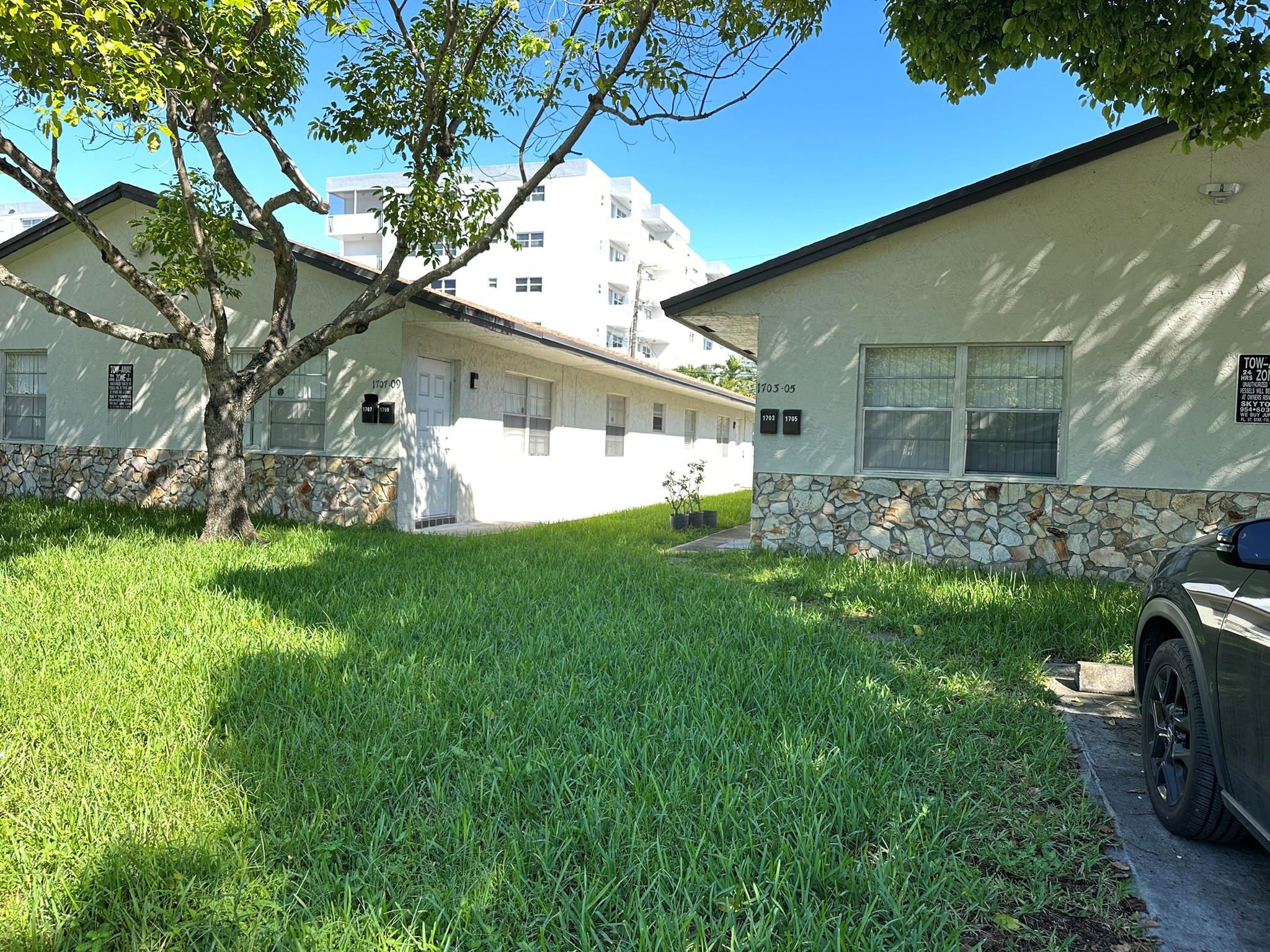 Photo for 1705 Adams Street, 1705 1705, Hollywood, FL 33020 - listing #FX-10534264 1705 Adams Street, 1705 1705, Hollywood, FL 33020
