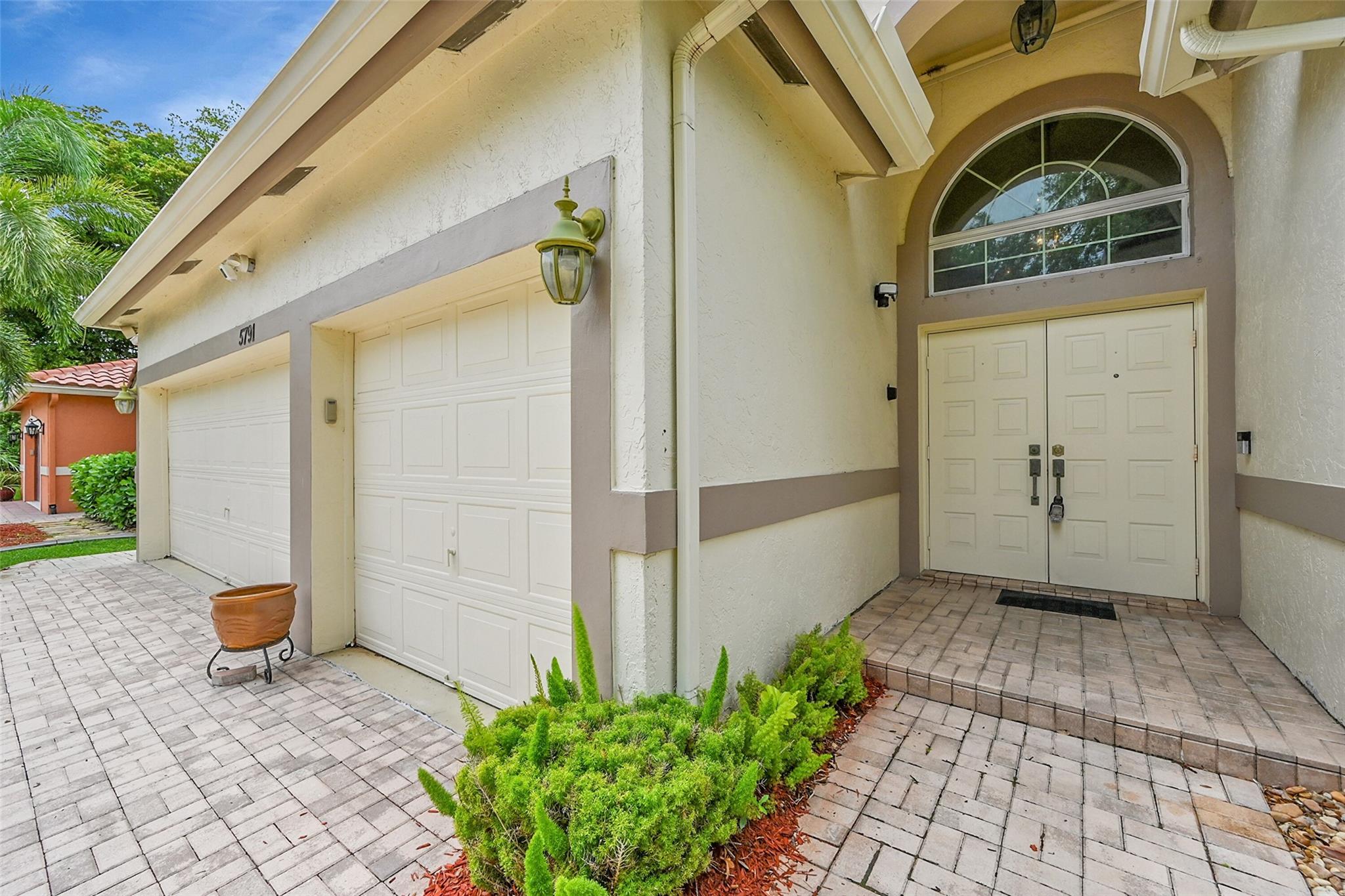 5791 NW 48th Drive, Coral Springs, FL 33067