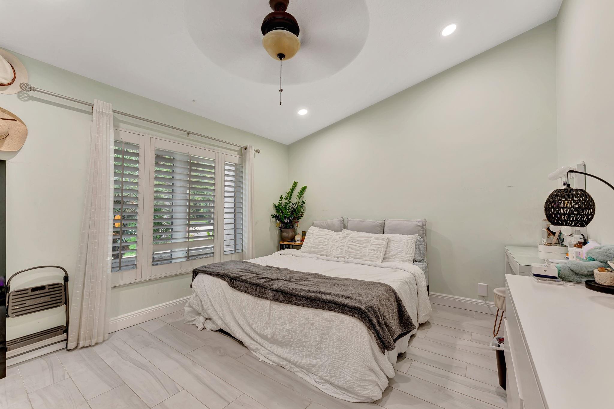 8140 NW 51st Place, Coral Springs, FL 33067