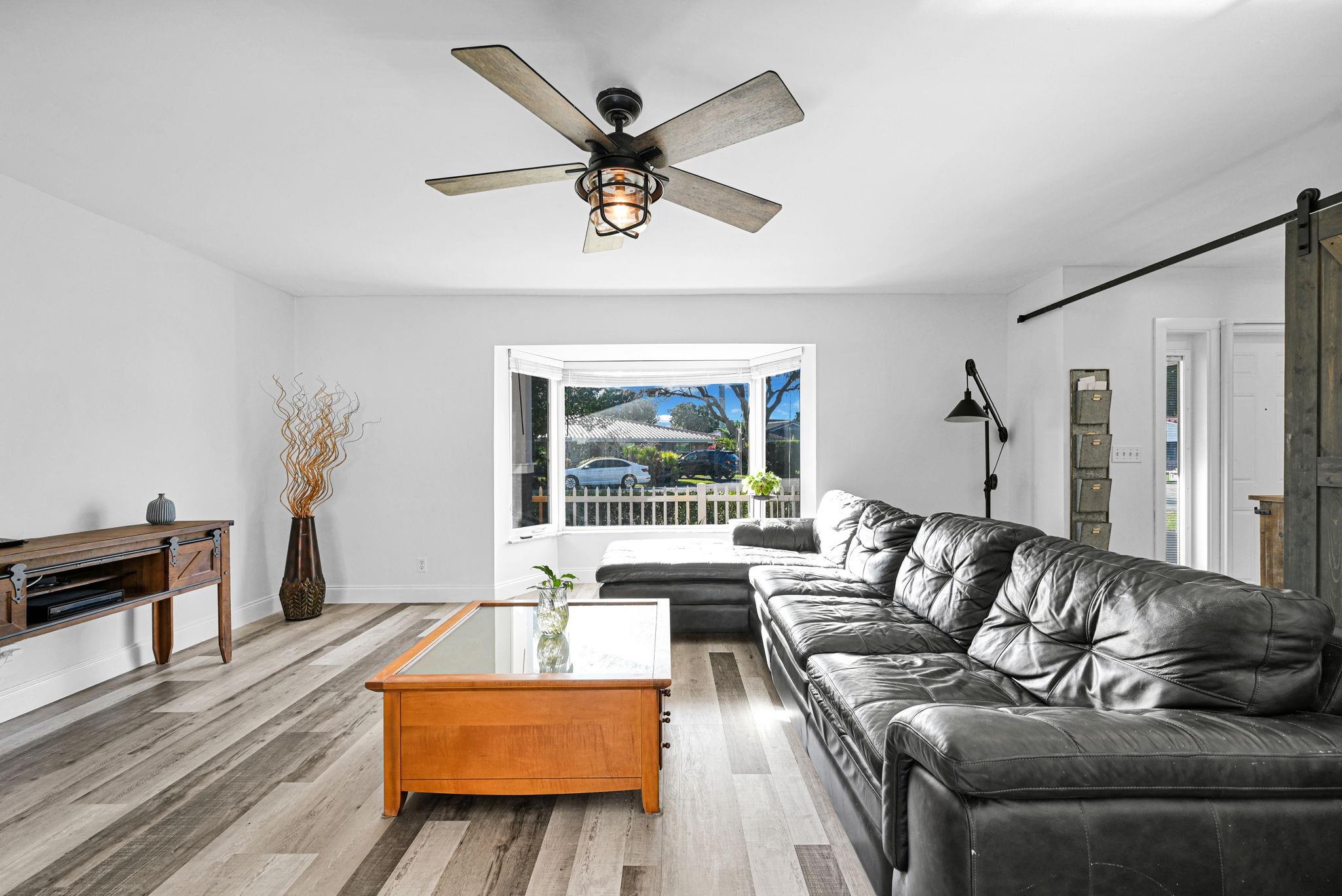 9921 NW 38th Street, Coral Springs, FL 33065