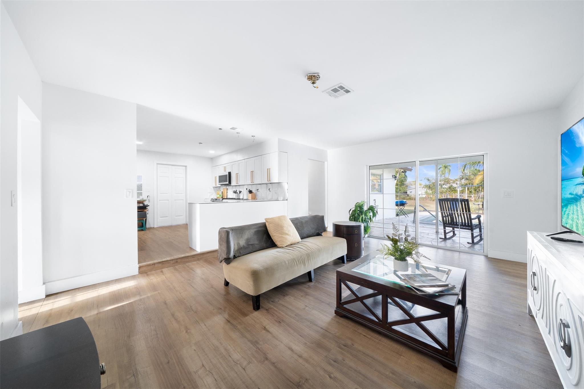 4221 NW 107th Avenue, Coral Springs, FL 33065