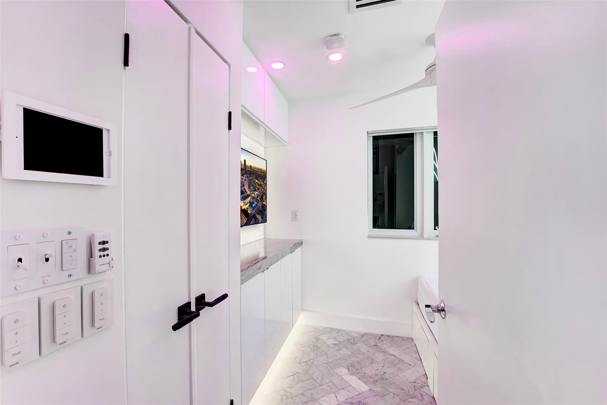 124 11th Street, Miami Beach, FL 33139