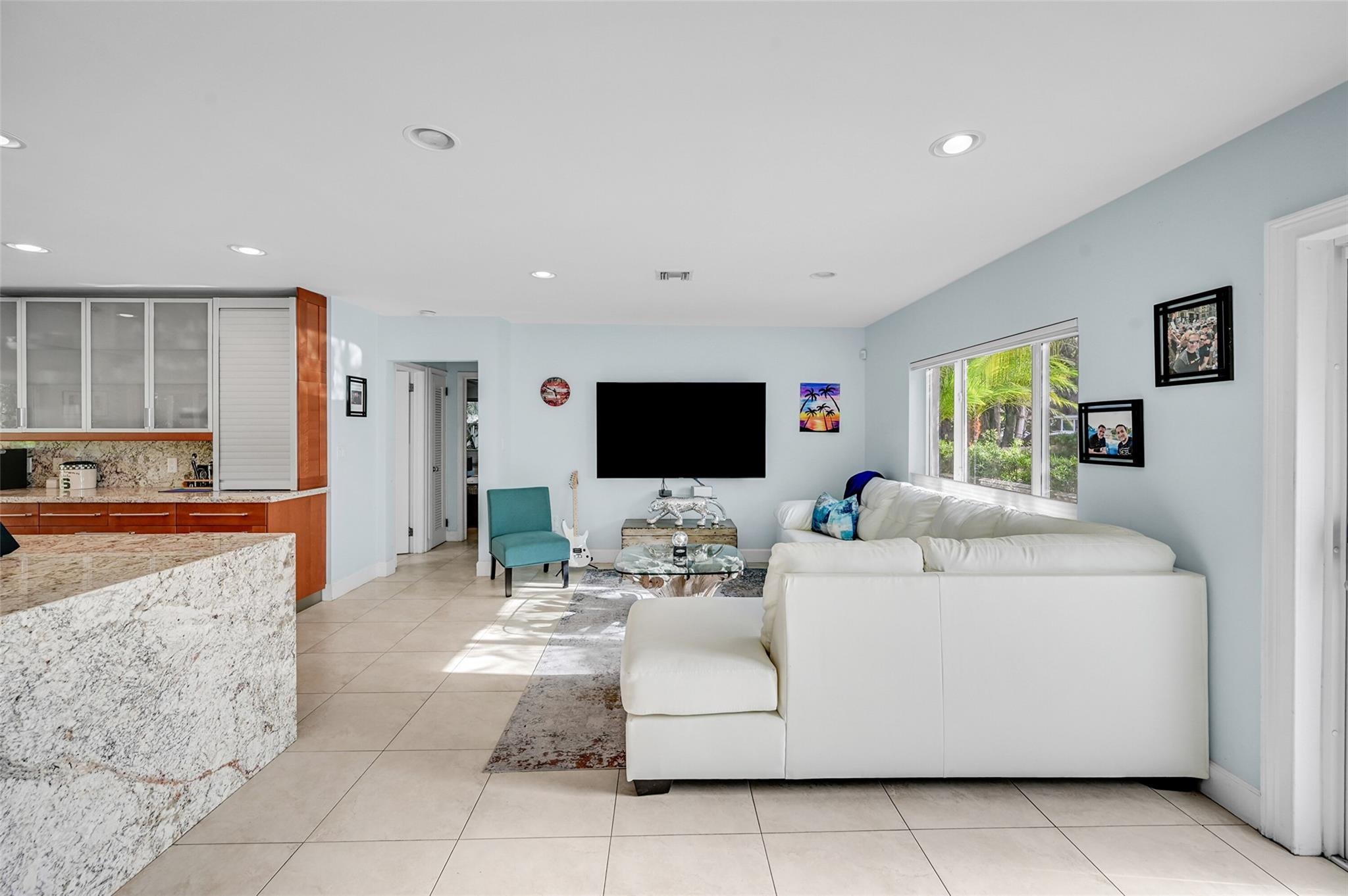 Photo for 2716 NE 10th Terrace, Wilton Manors, FL 33334 - Listing #FX-10518956 2716 NE 10th Terrace, Wilton Manors, FL 33334