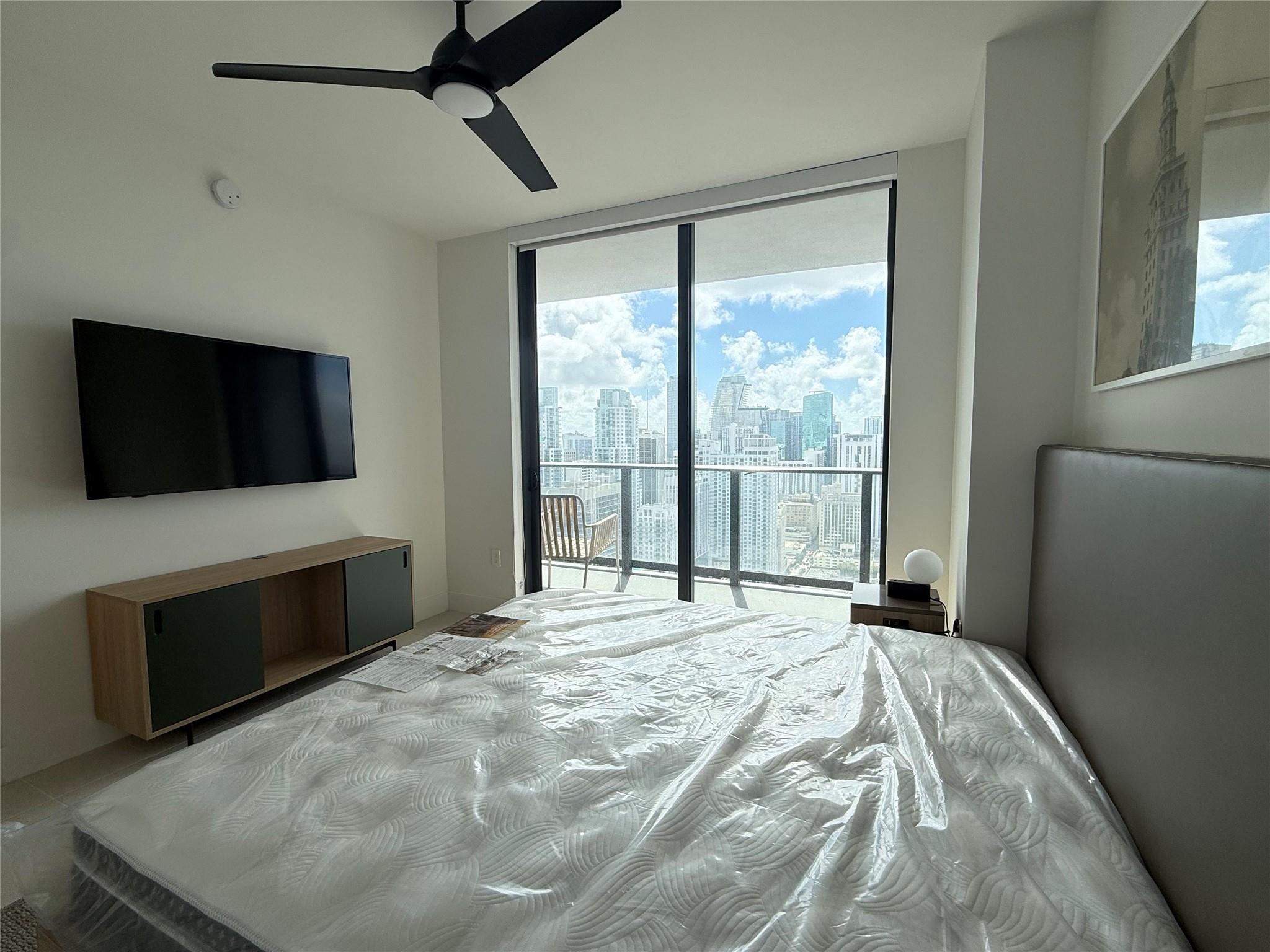 159 NE 6th Street 3914, Miami, FL 33132