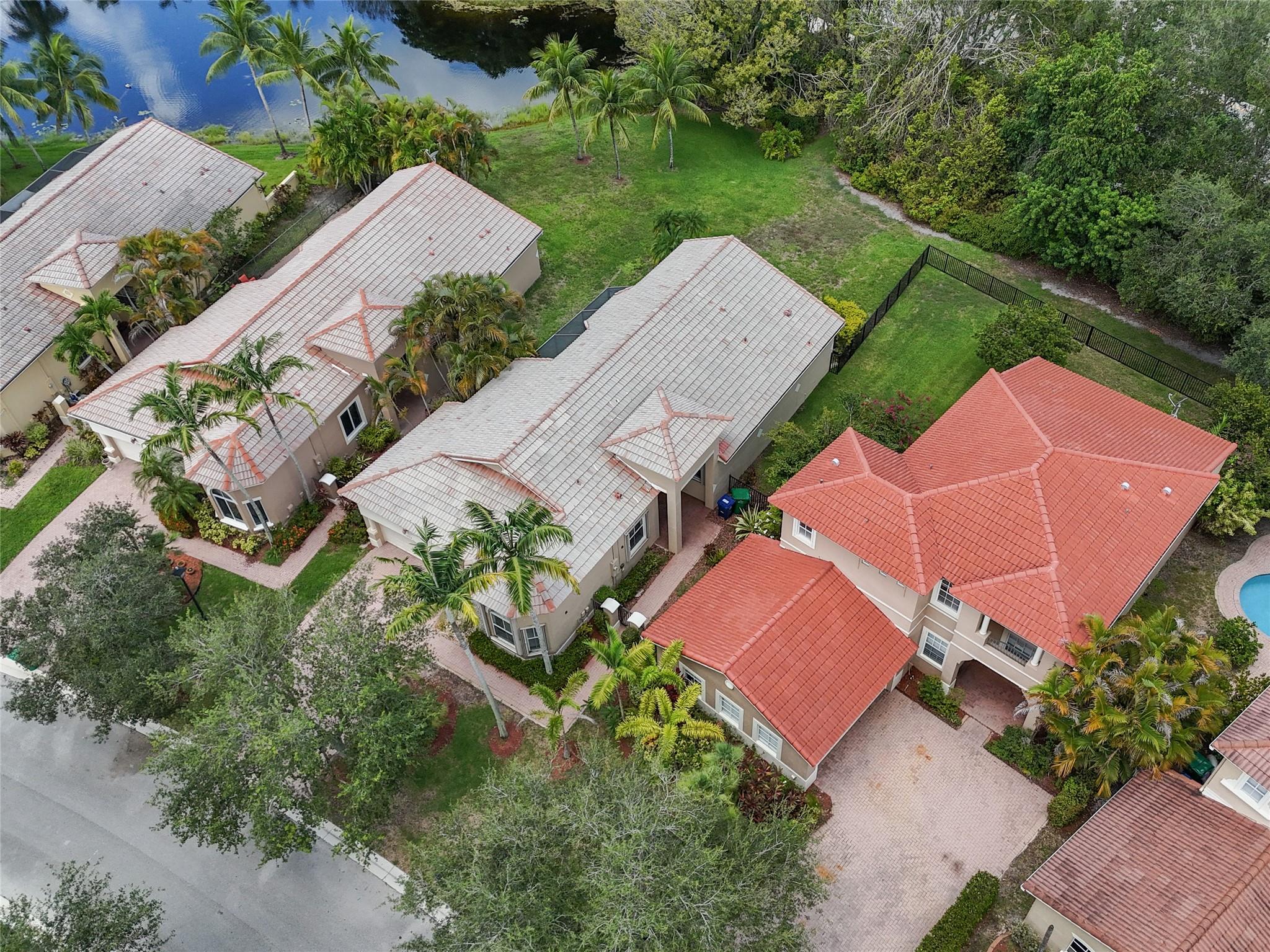 5824 NW 120th Avenue, Coral Springs, FL 33076