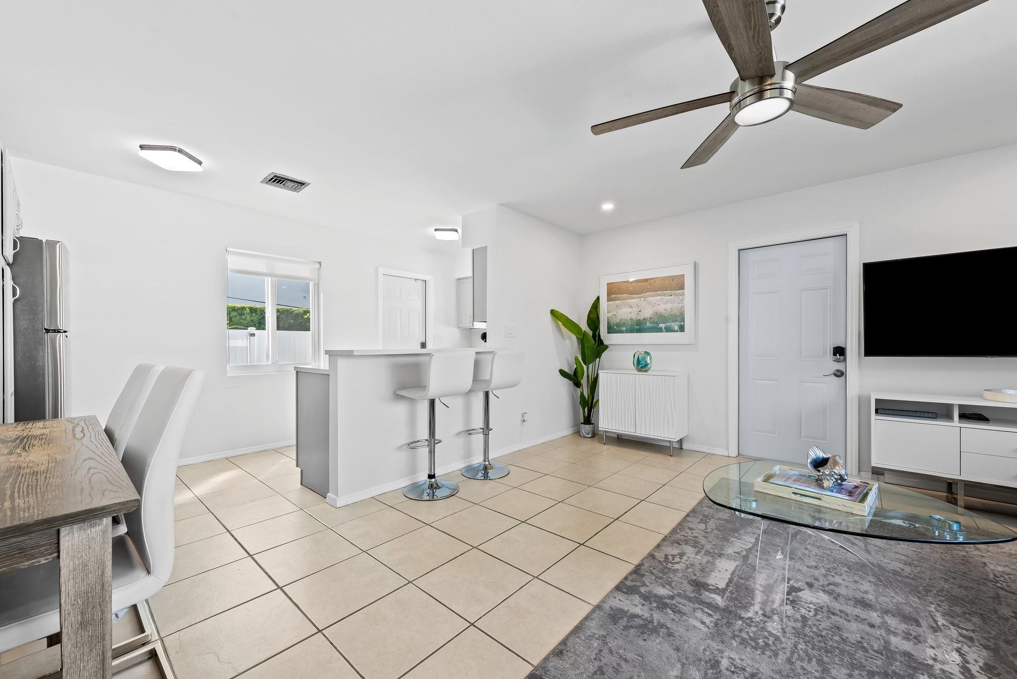 Photo for 843 NE 17th Avenue, Fort Lauderdale, FL 33304 - Listing #FX-10506370 843 NE 17th Avenue, Fort Lauderdale, FL 33304