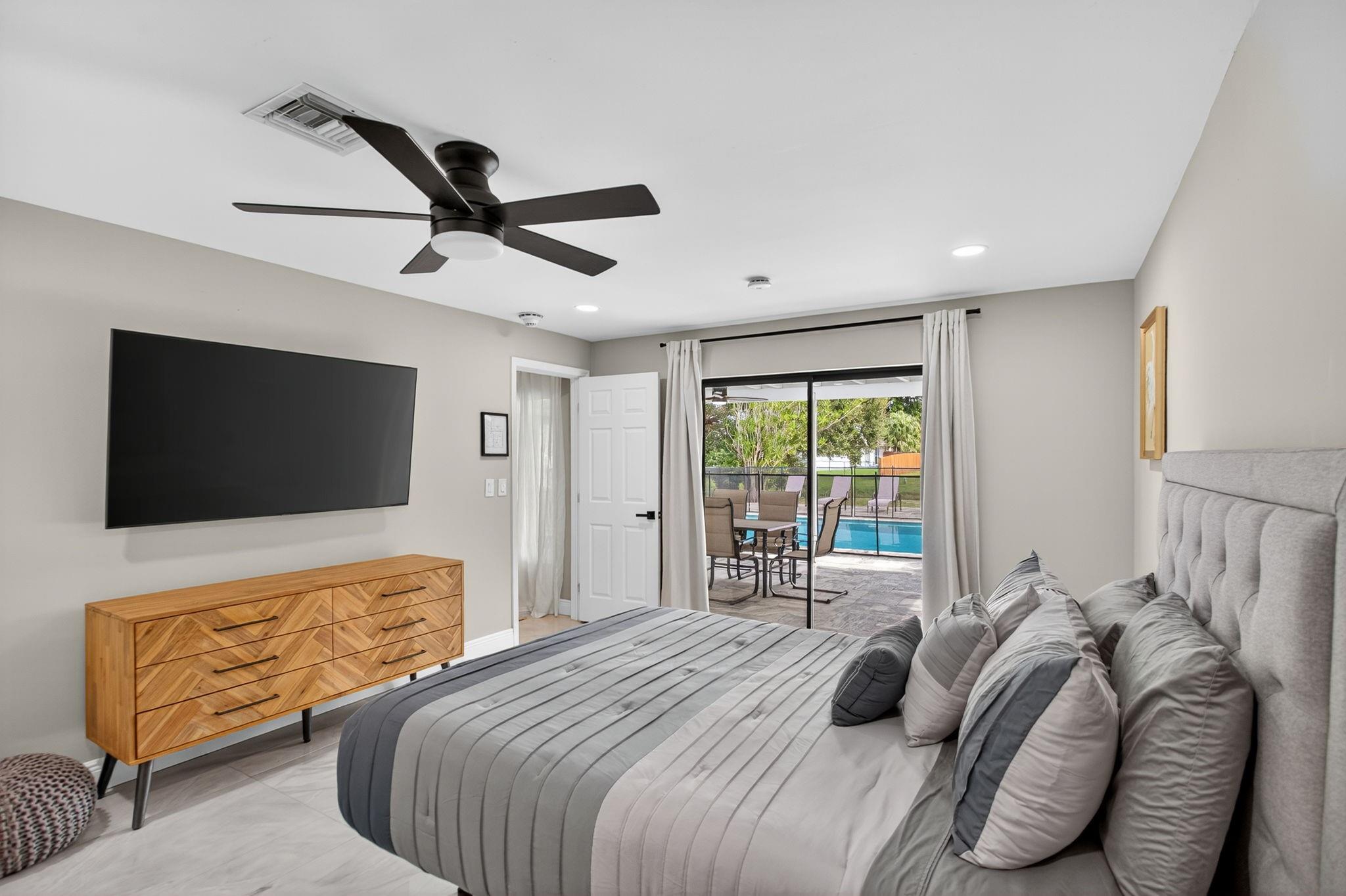 2421 NW 114th Avenue, Coral Springs, FL 33065