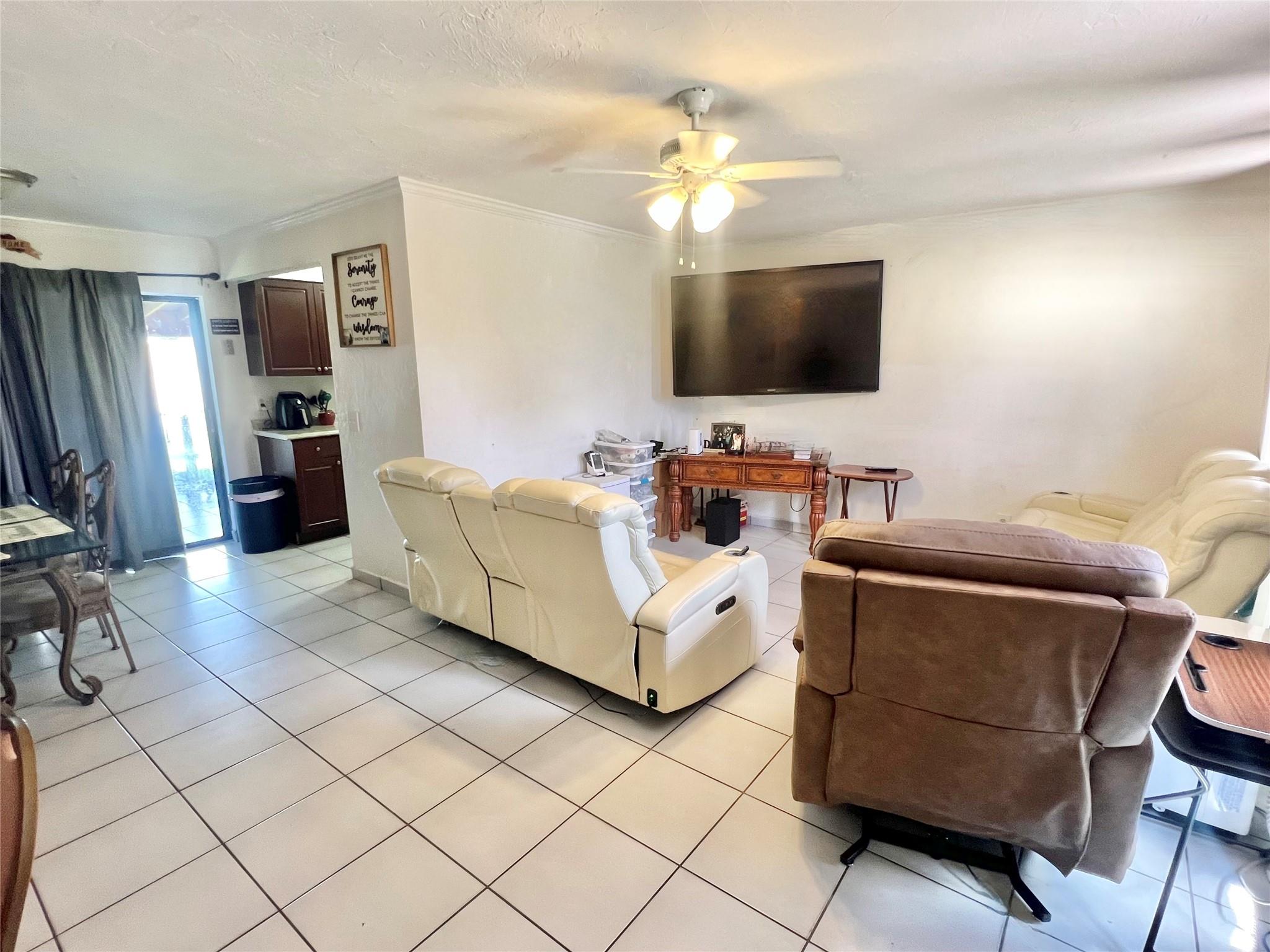 Photo for 5751 SW 54th Avenue, Davie, FL 33314 - Listing #FX-10520099 5751 SW 54th Avenue, Davie, FL 33314